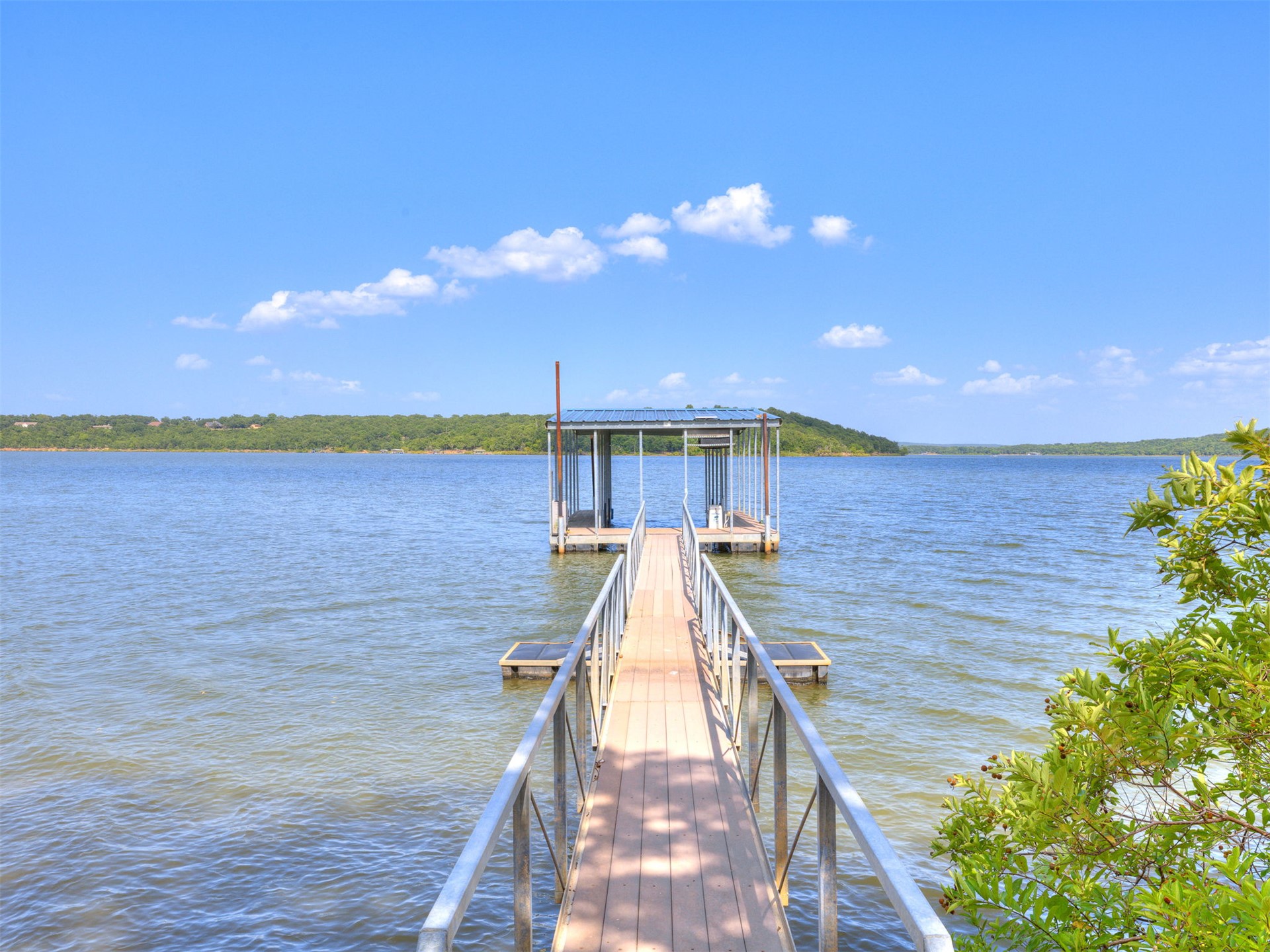 387 Holiday Hills Road Eufaula OK 74432