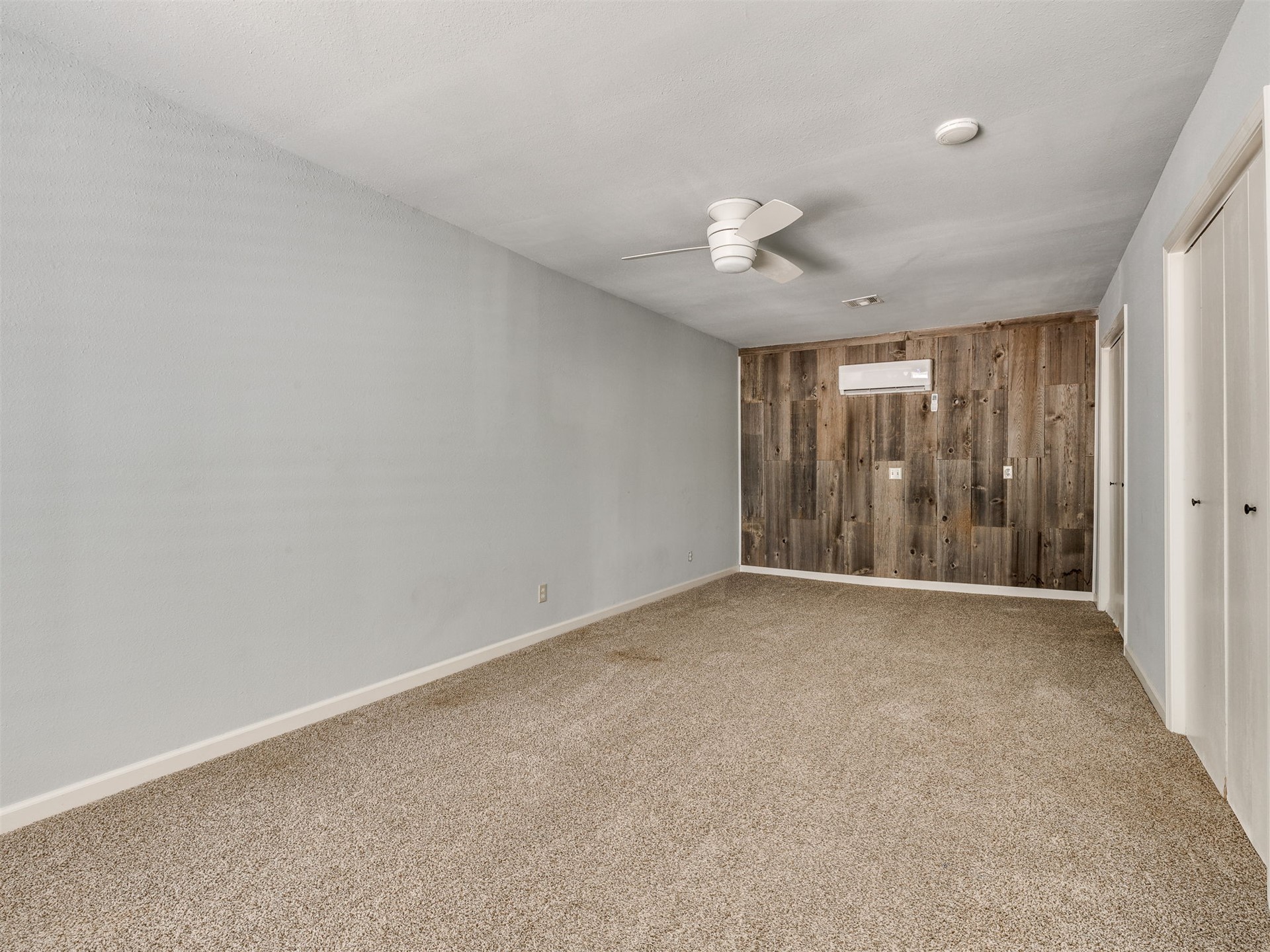 387 Holiday Hills Road Eufaula OK 74432