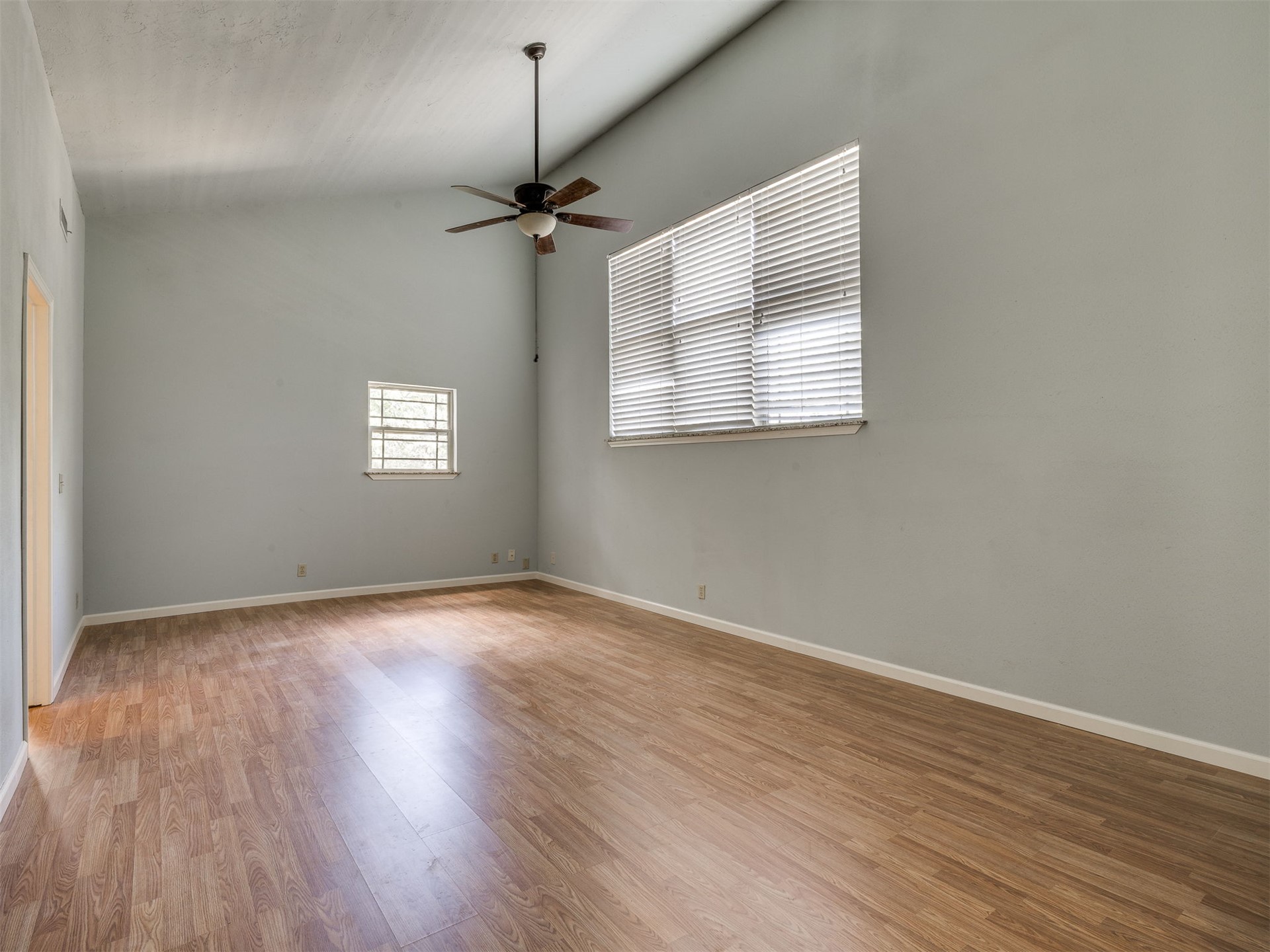 387 Holiday Hills Road Eufaula OK 74432