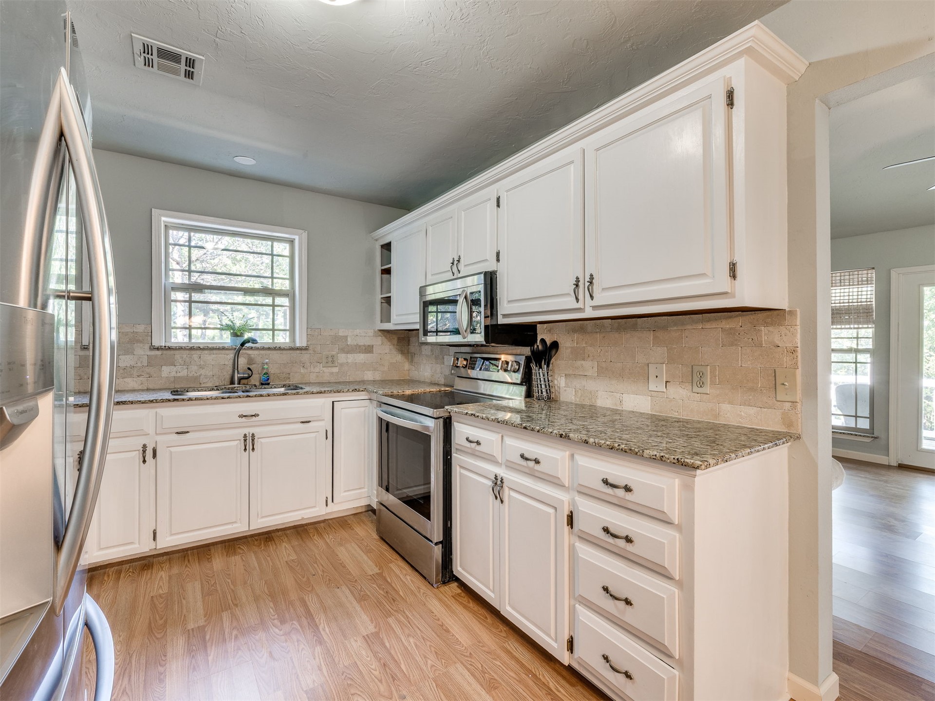 387 Holiday Hills Road Eufaula OK 74432
