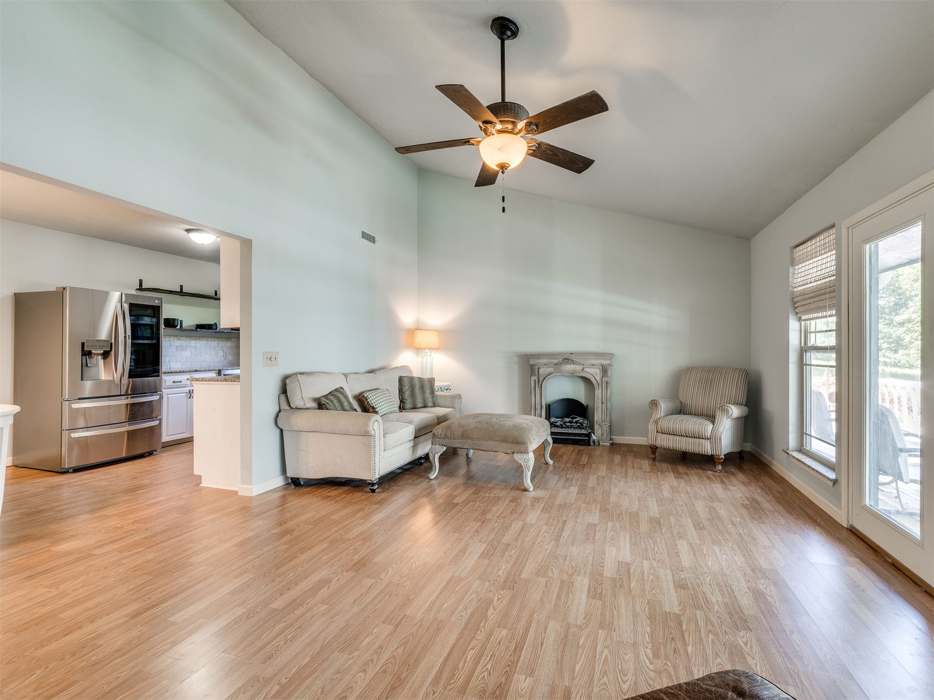 387 Holiday Hills Road Eufaula OK 74432