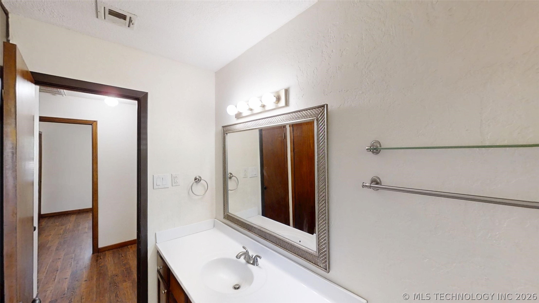 102 South Street Mannsville OK 73447
