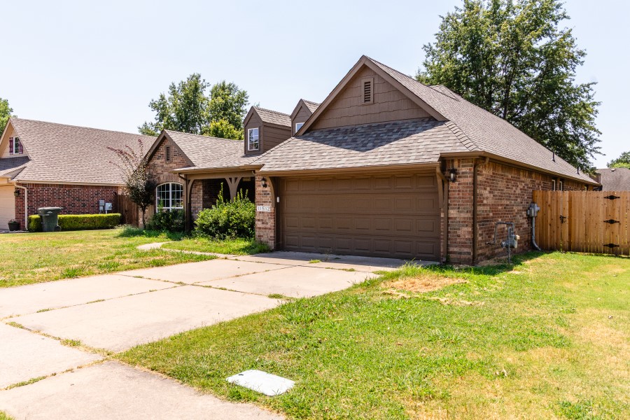 11512 E 102nd Street N Owasso OK 74055