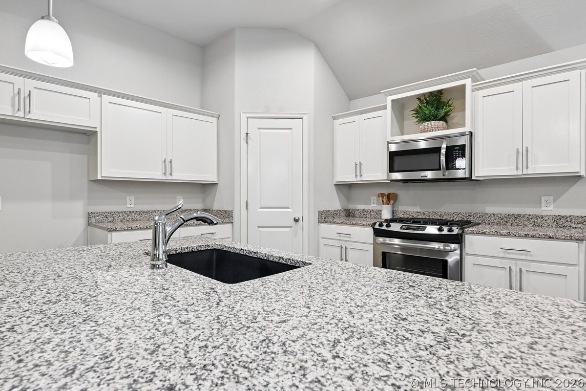 3121 W Fredericksburg Street Broken Arrow OK 74011