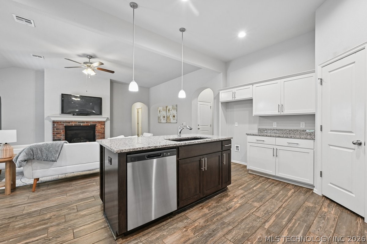 3121 W Fredericksburg Street Broken Arrow OK 74011