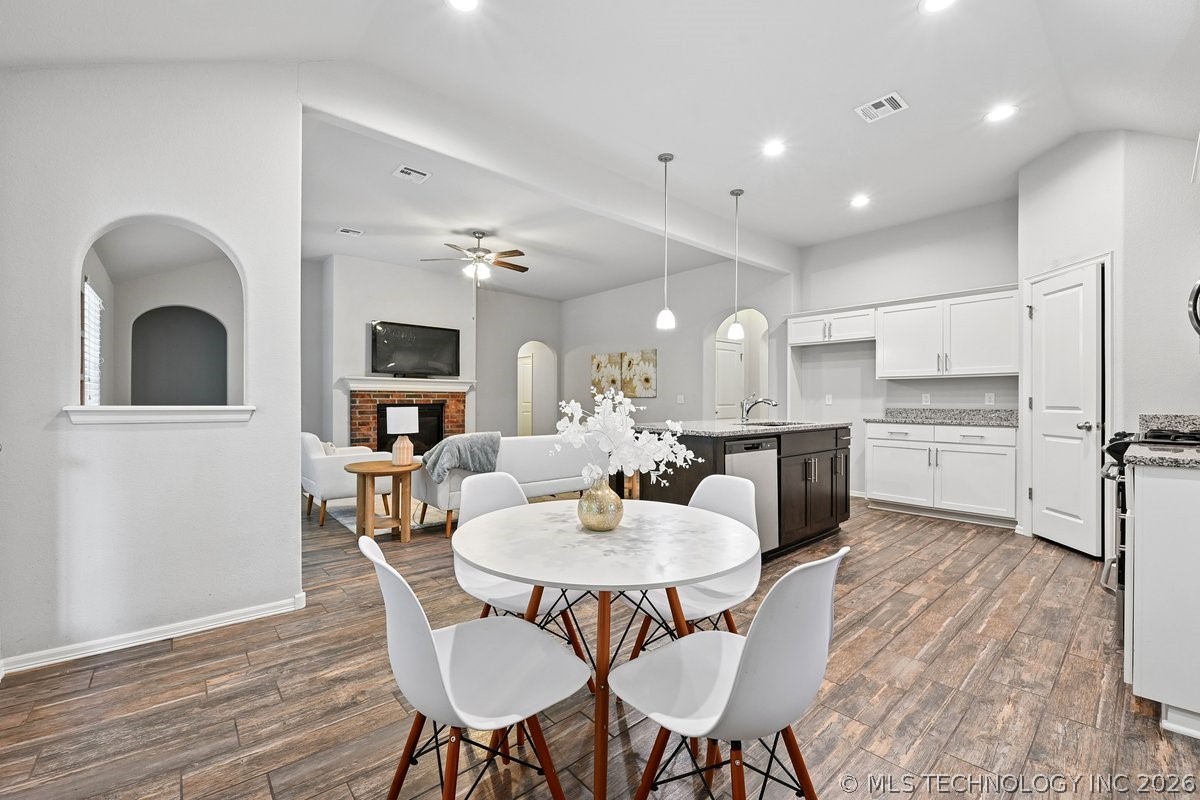 3121 W Fredericksburg Street Broken Arrow OK 74011