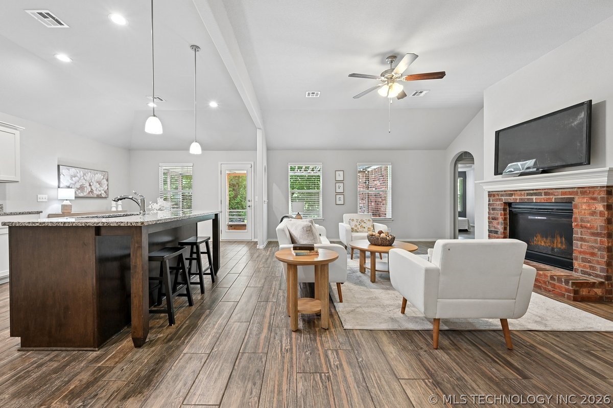 3121 W Fredericksburg Street Broken Arrow OK 74011