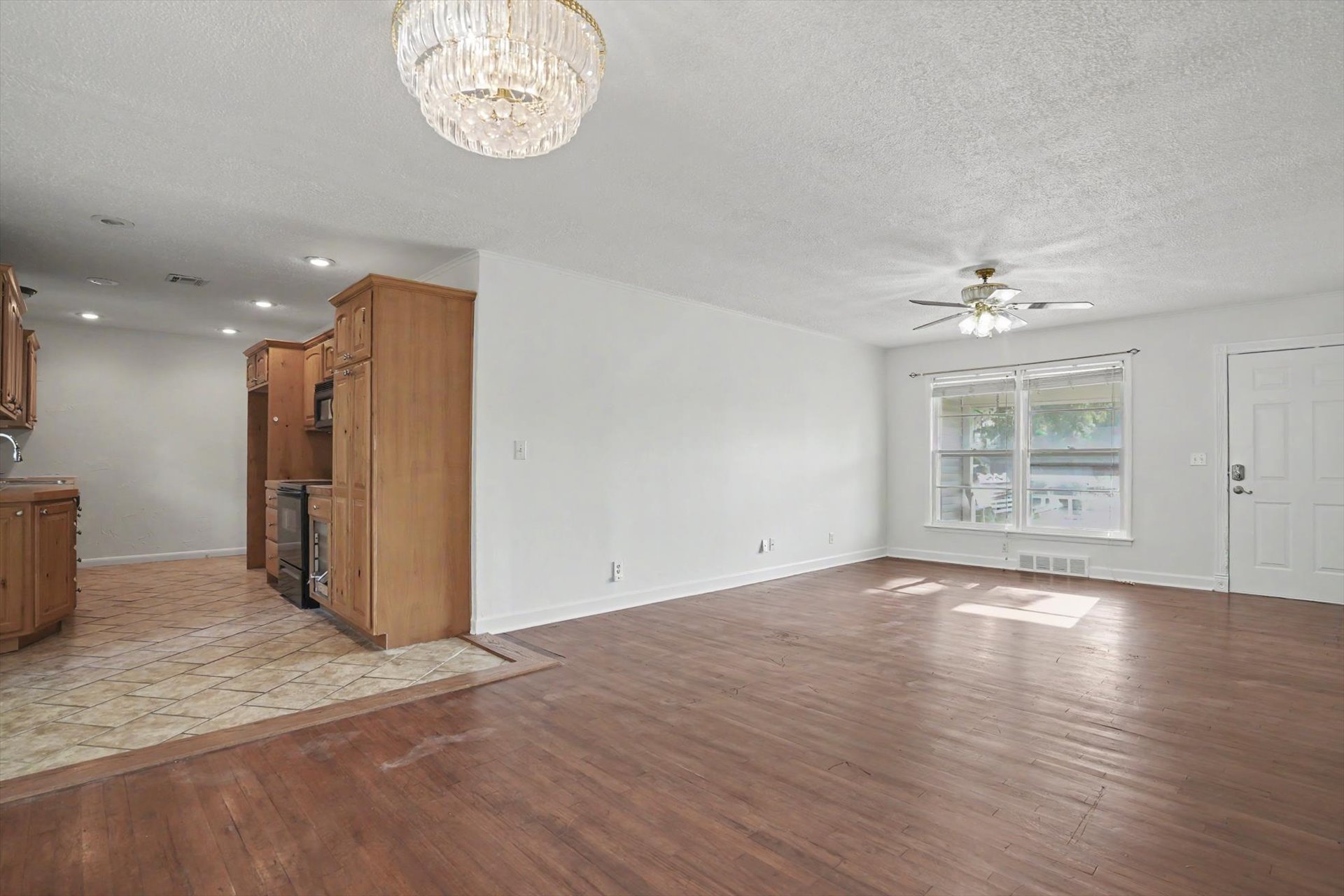 239 N Davis Avenue Claremore OK 74017