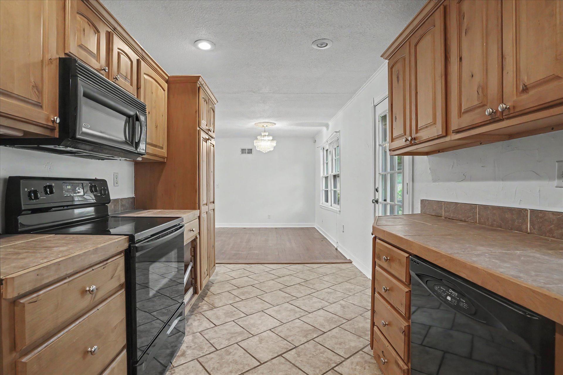 239 N Davis Avenue Claremore OK 74017