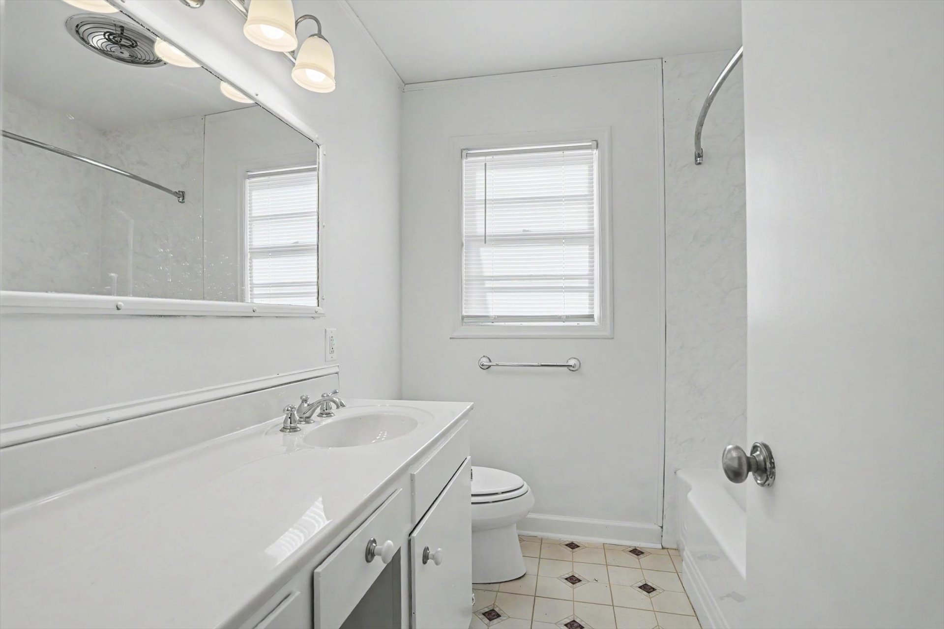 239 N Davis Avenue Claremore OK 74017