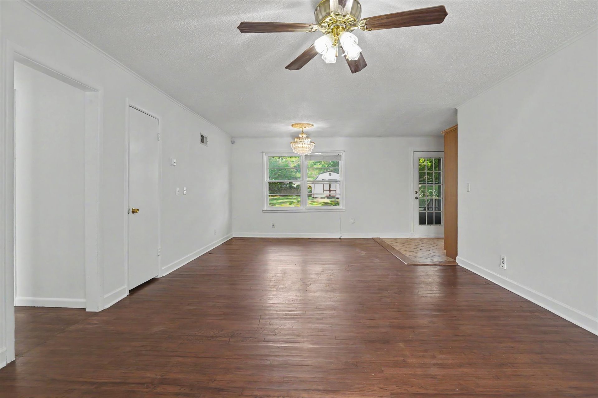 239 N Davis Avenue Claremore OK 74017