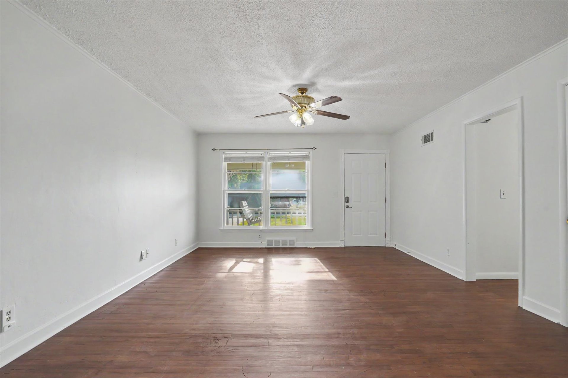 239 N Davis Avenue Claremore OK 74017