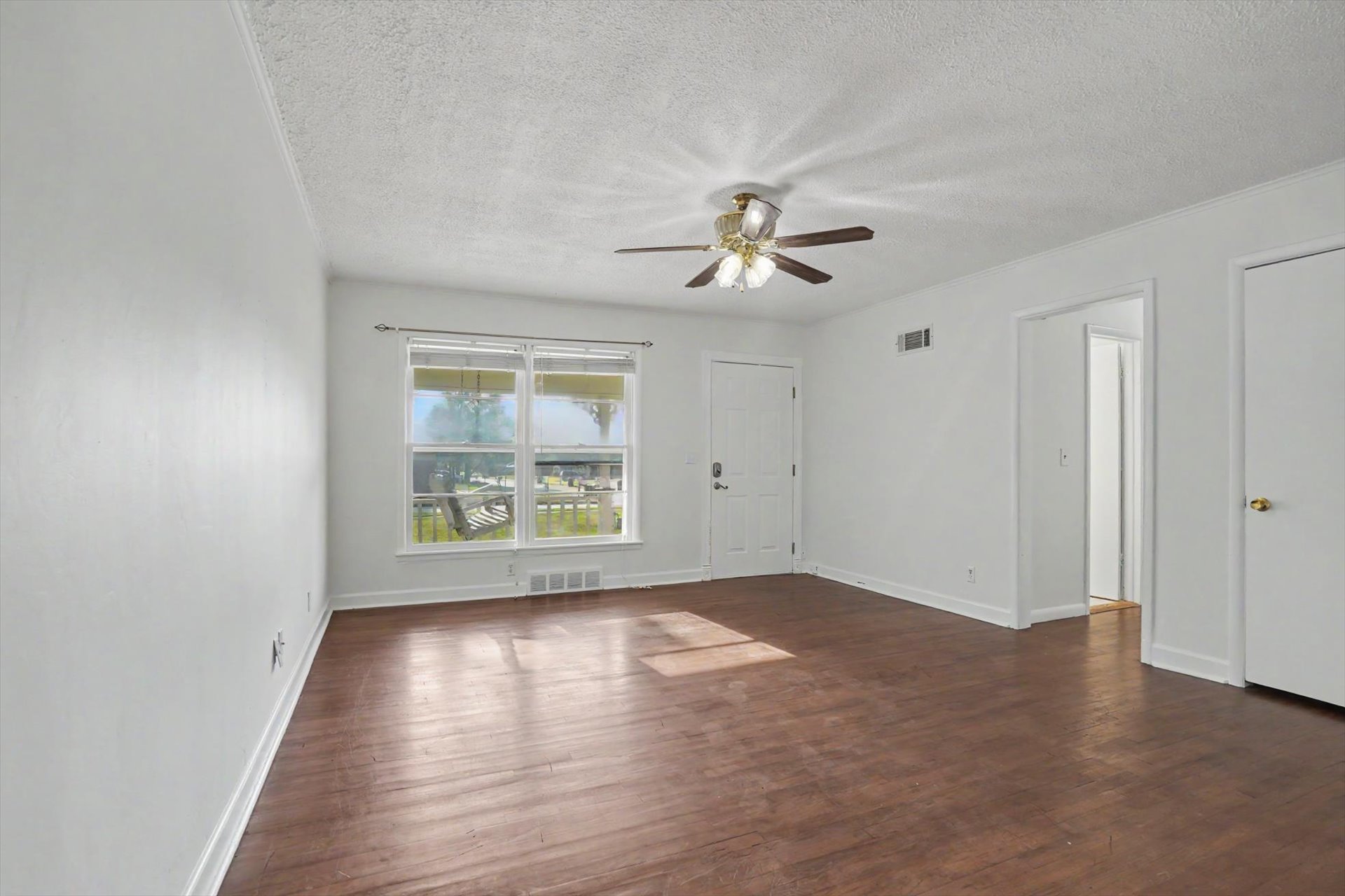 239 N Davis Avenue Claremore OK 74017