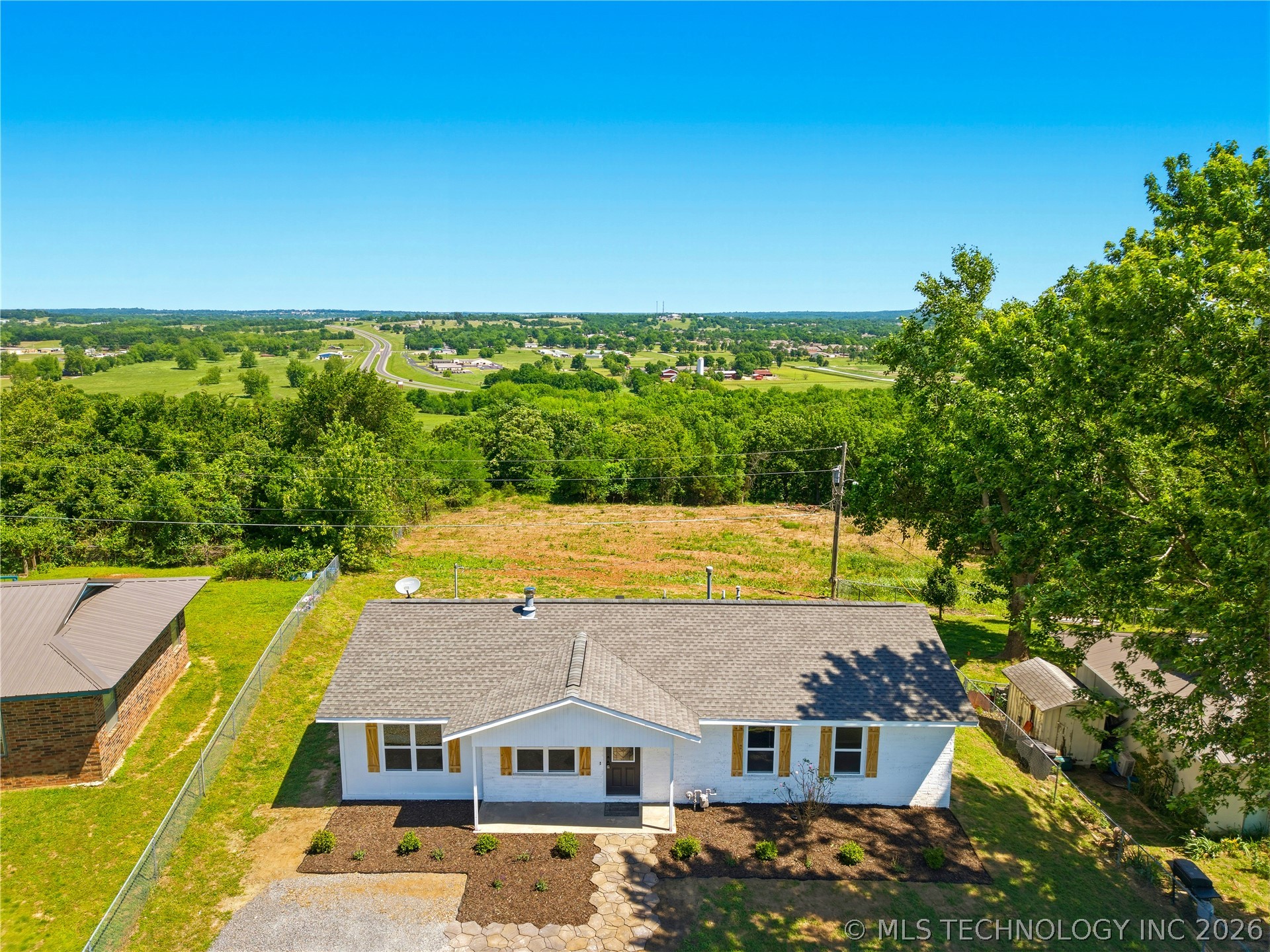 20162 W Stick Ross Mountain Tahlequah OK 74464