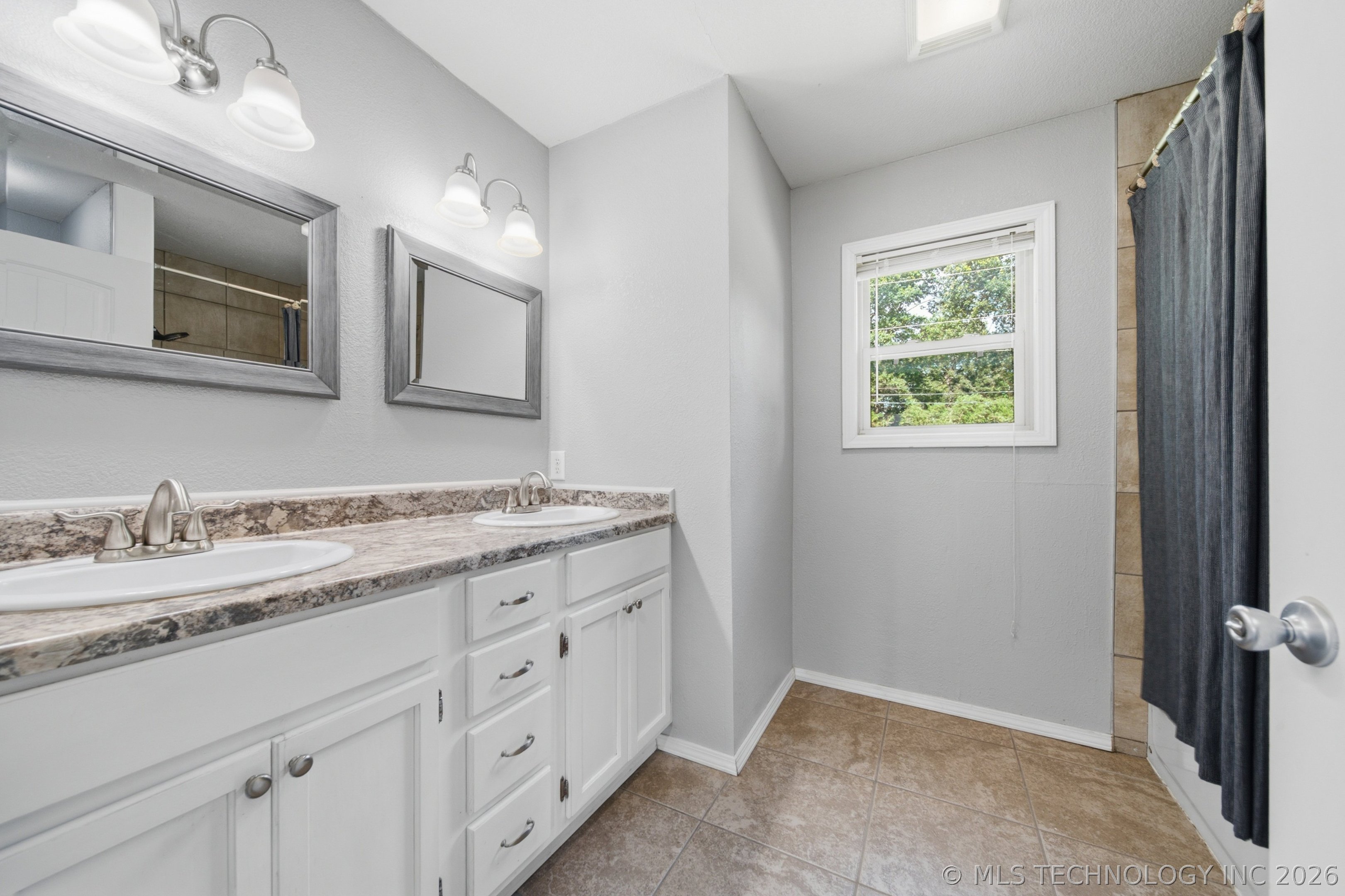 3216 S Joplin Avenue Tulsa OK 74135