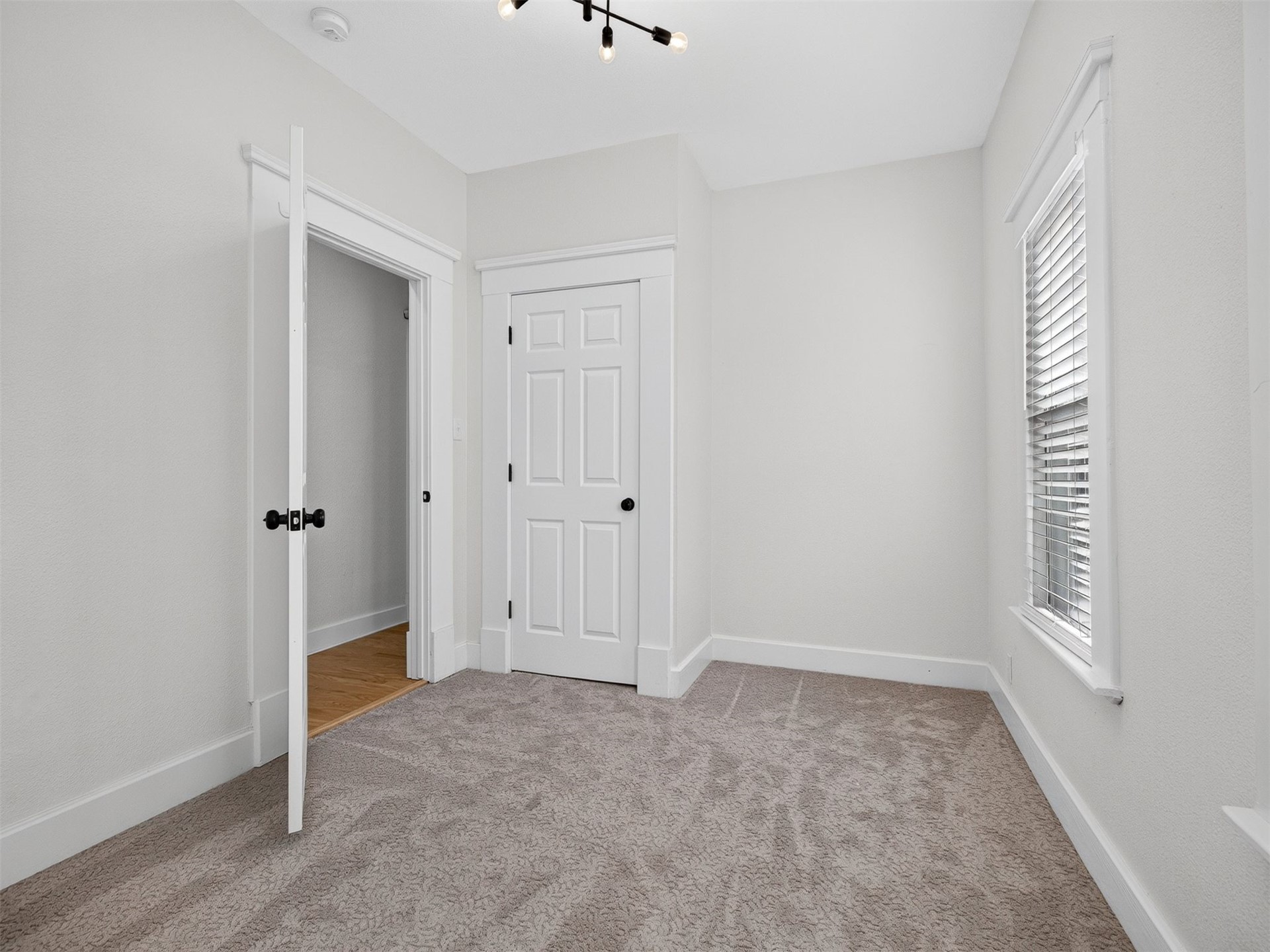 107 E Jackson Avenue S Sapulpa OK 74066