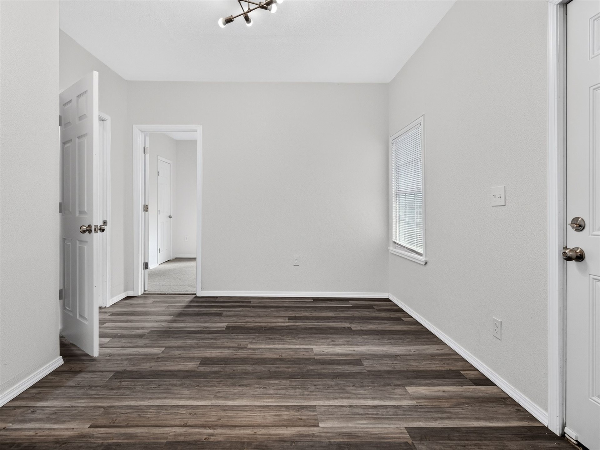 107 E Jackson Avenue S Sapulpa OK 74066