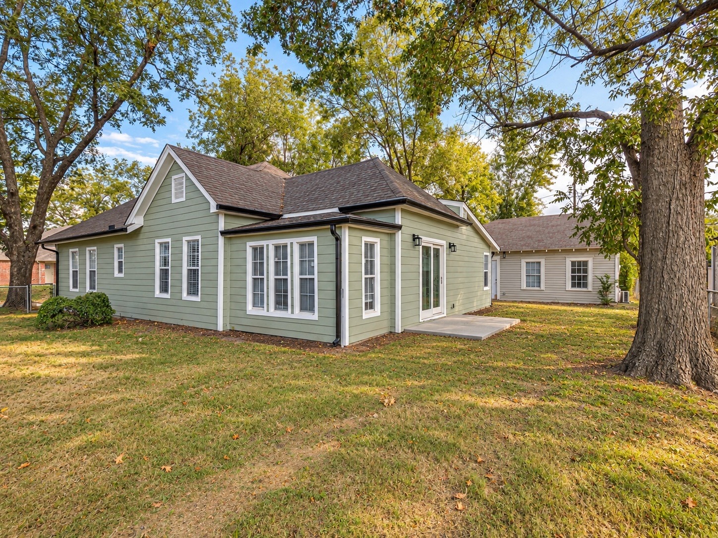107 E Jackson Avenue S Sapulpa OK 74066