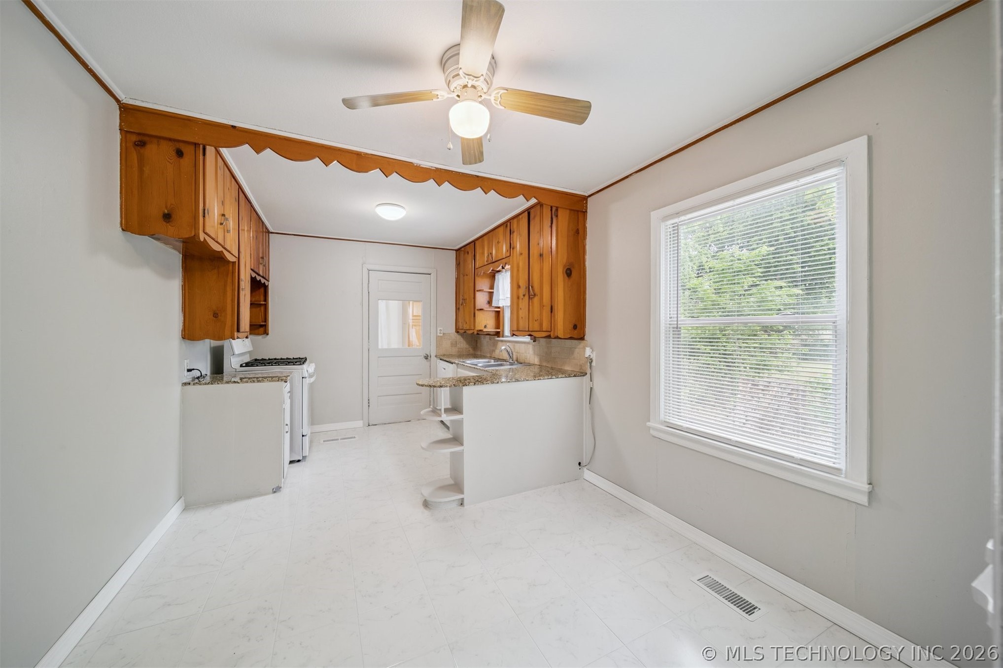 302 W 42nd Street Sand Springs OK 74063