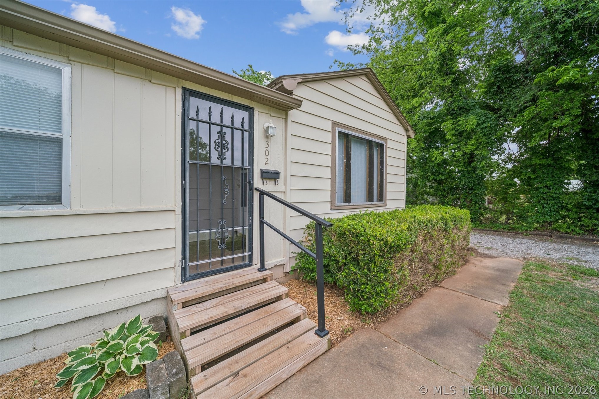 302 W 42nd Street Sand Springs OK 74063