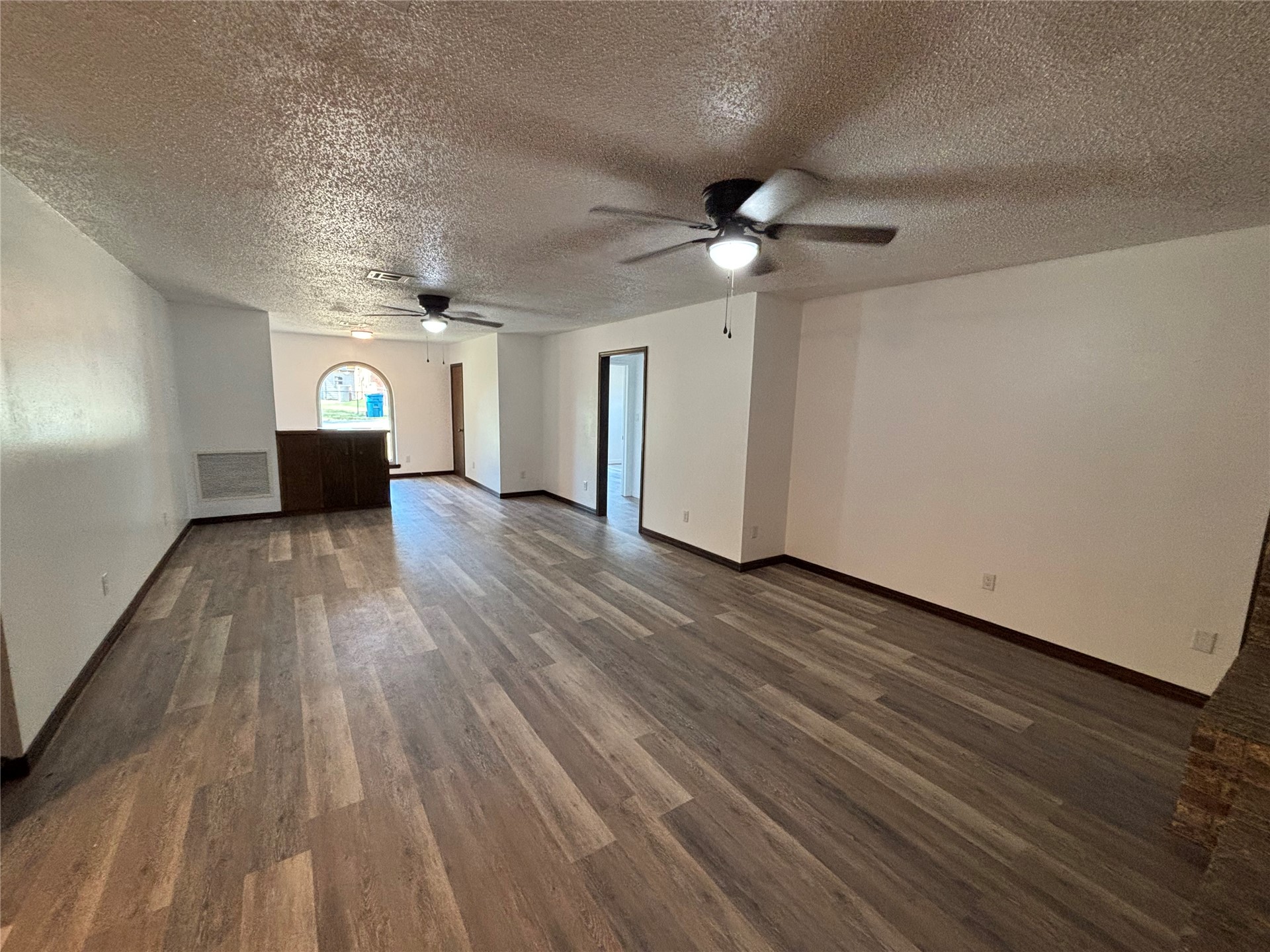 367 W Cliff Drive Atoka OK 74525