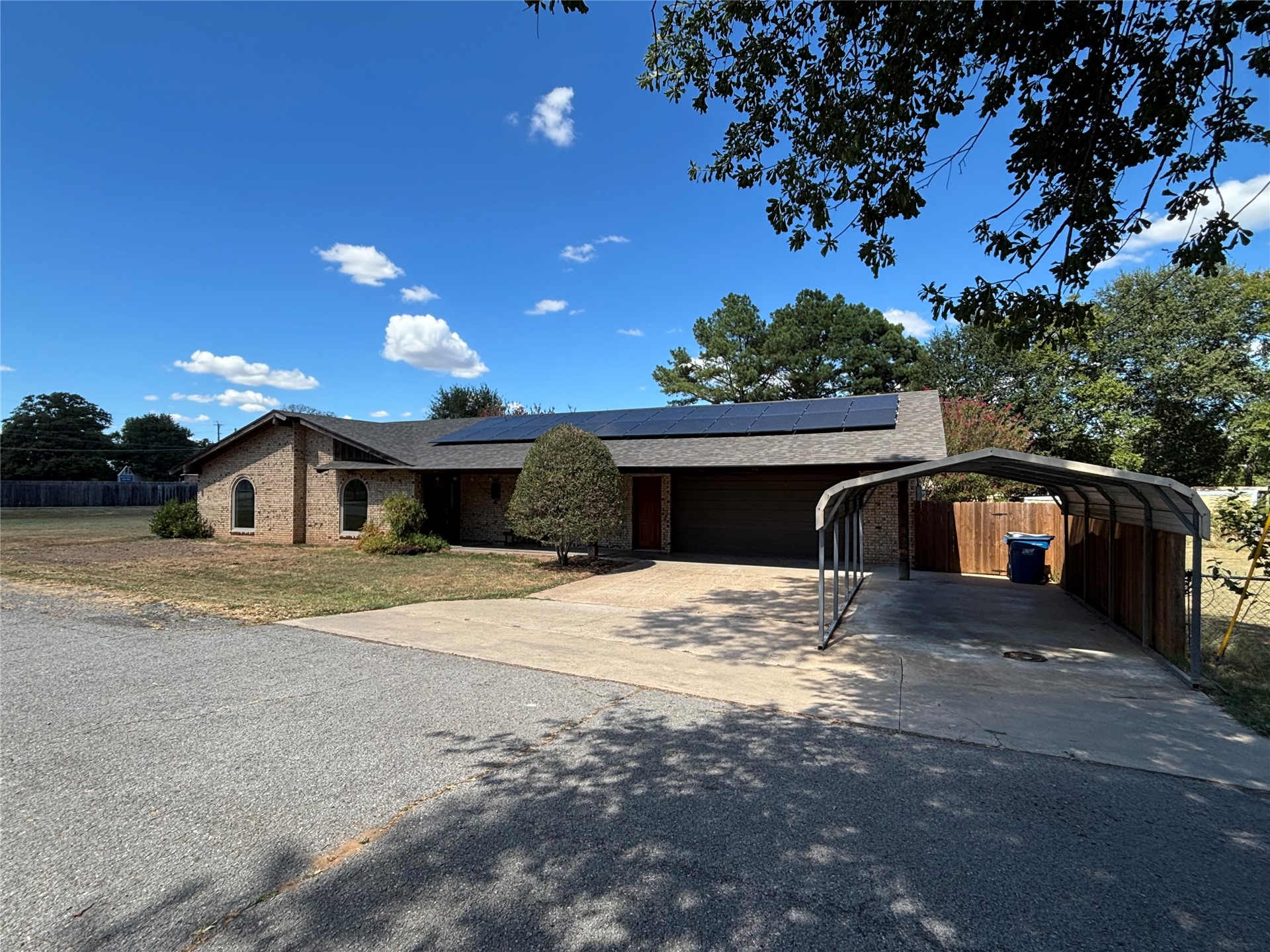 367 W Cliff Drive Atoka OK 74525