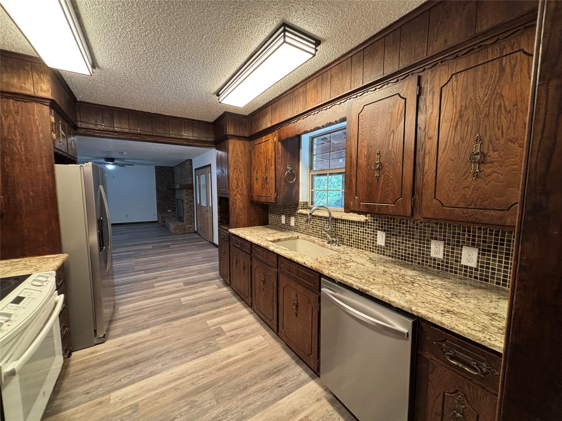 367 W Cliff Drive Atoka OK 74525