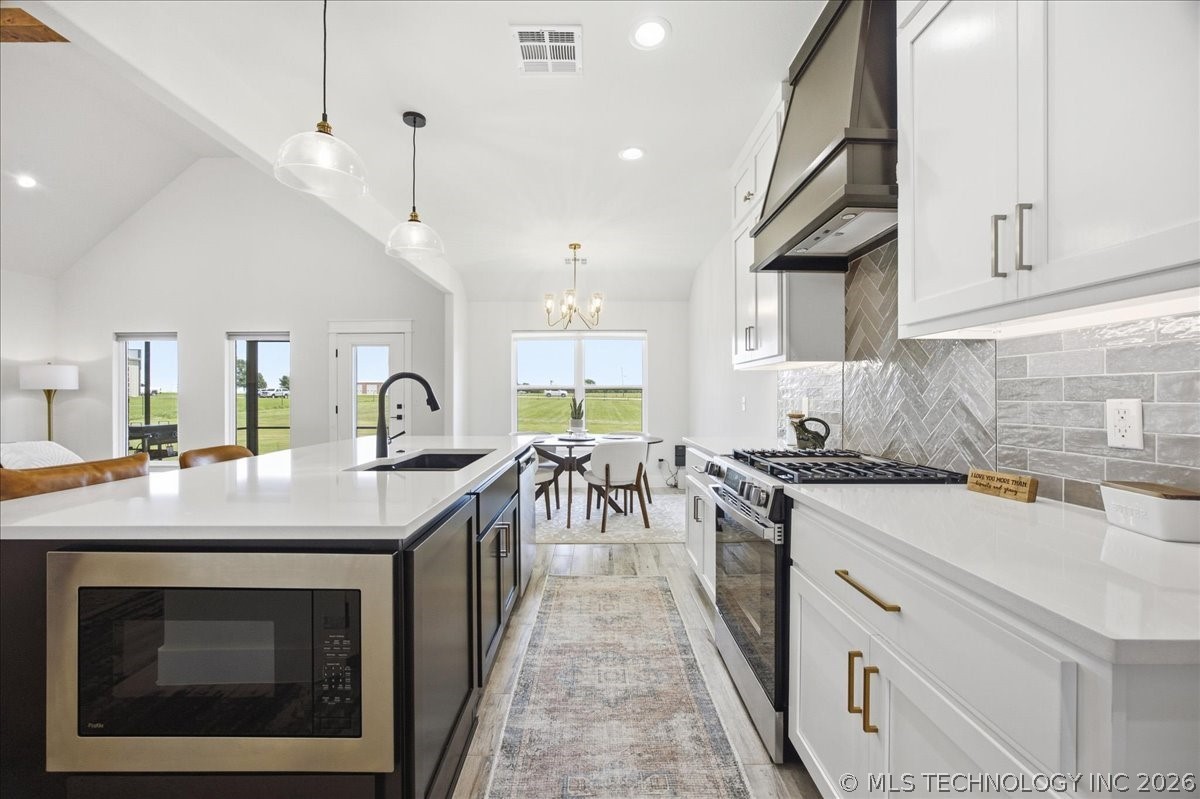 10860 E 450 Road Claremore OK 74017