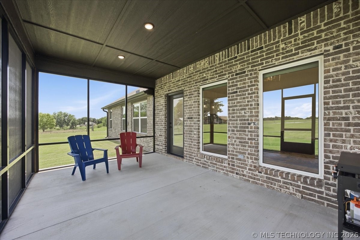 10860 E 450 Road Claremore OK 74017