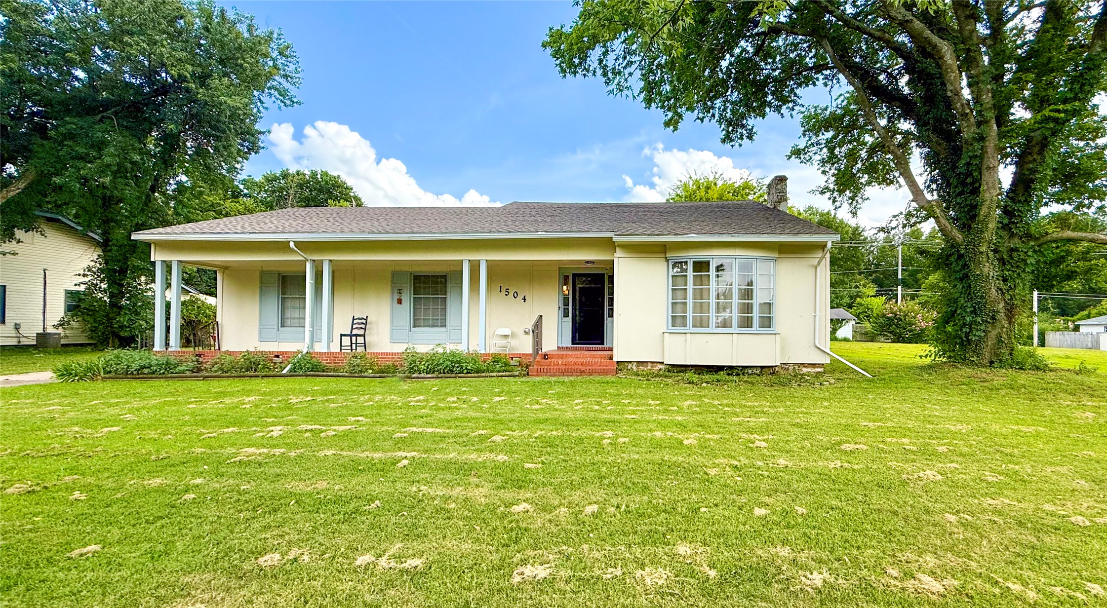 1504 E 7th Street Okmulgee OK 74447
