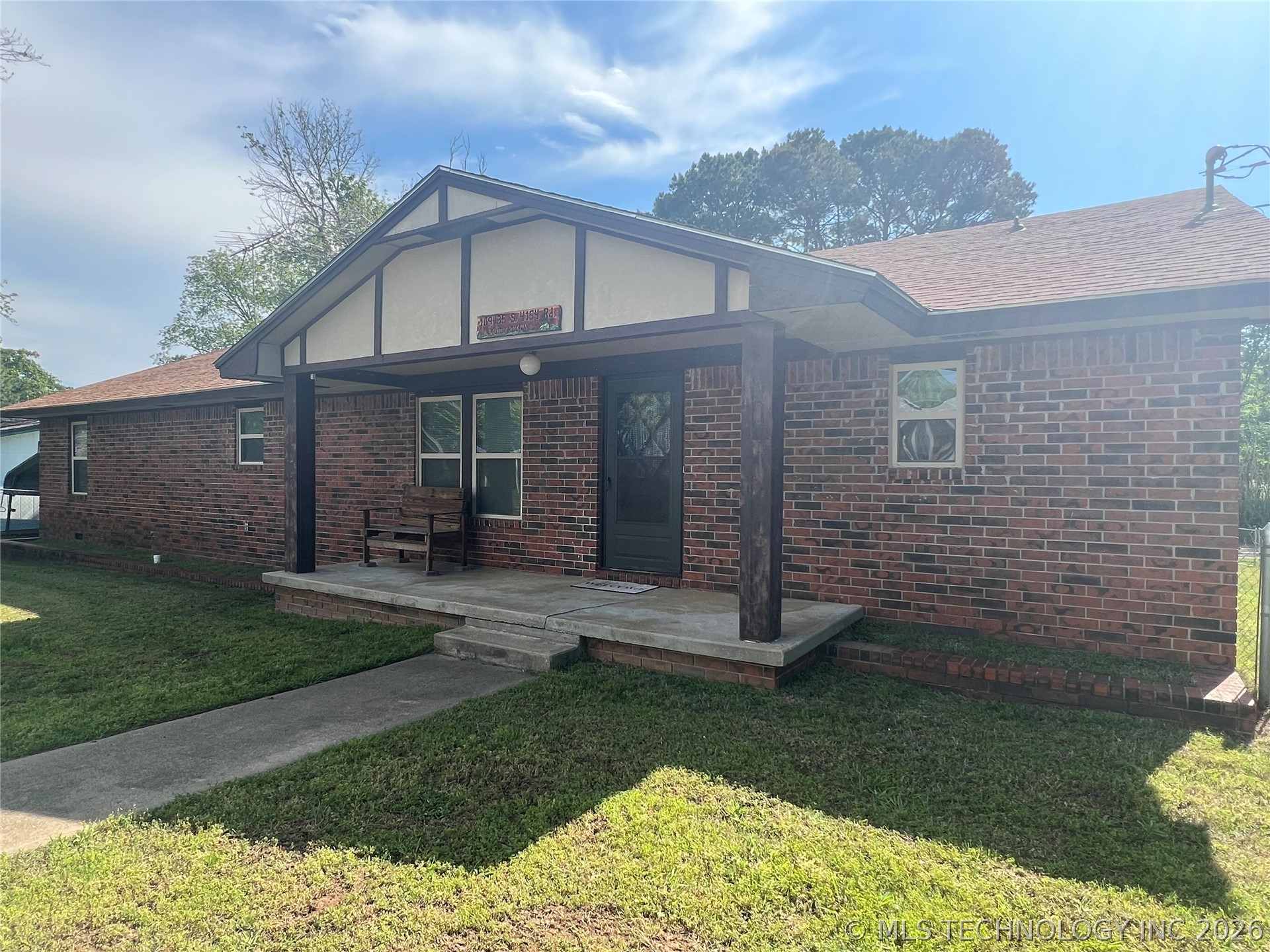 109435 S 4154 Road Checotah OK 74426