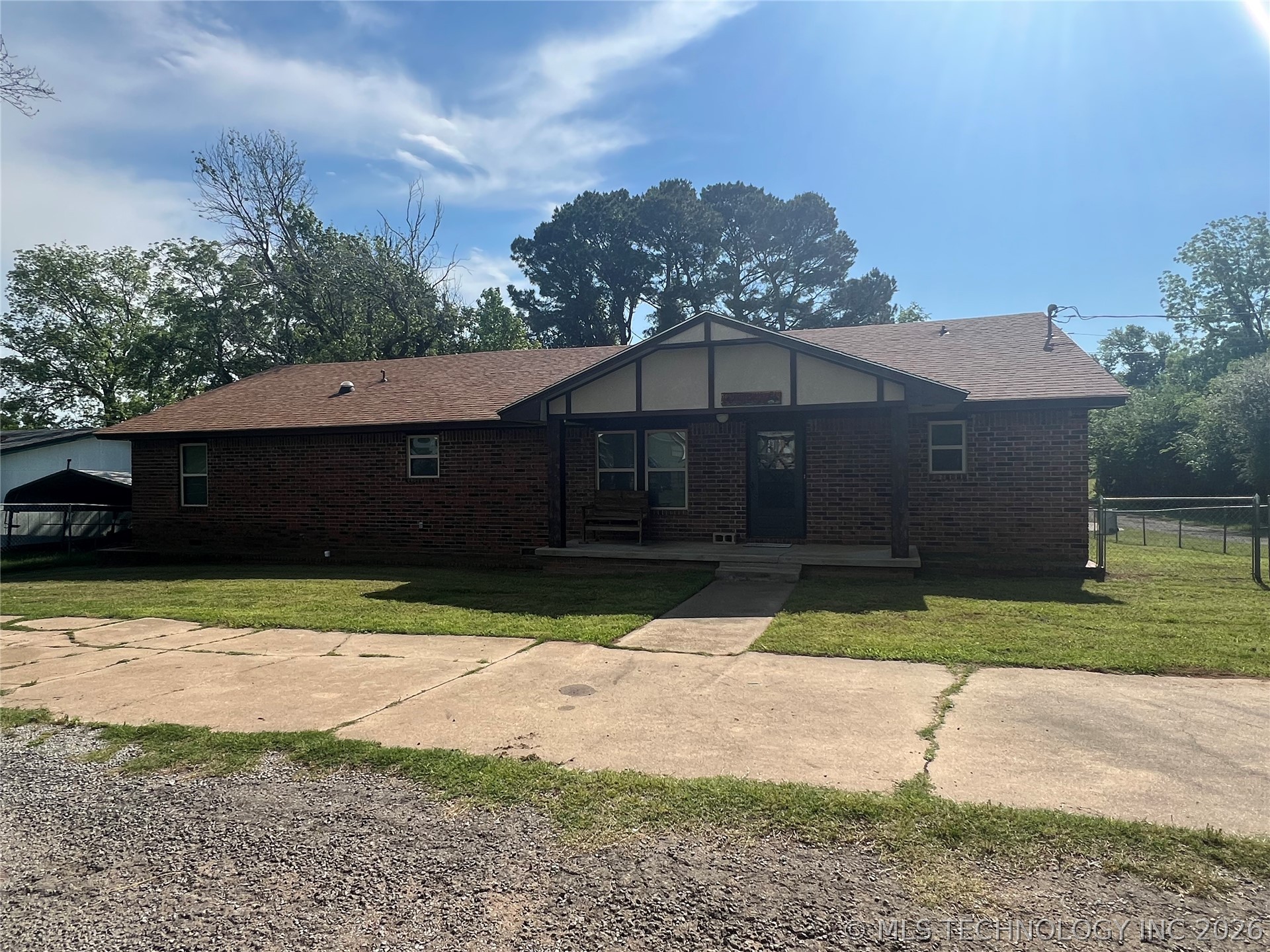 109435 S 4154 Road Checotah OK 74426