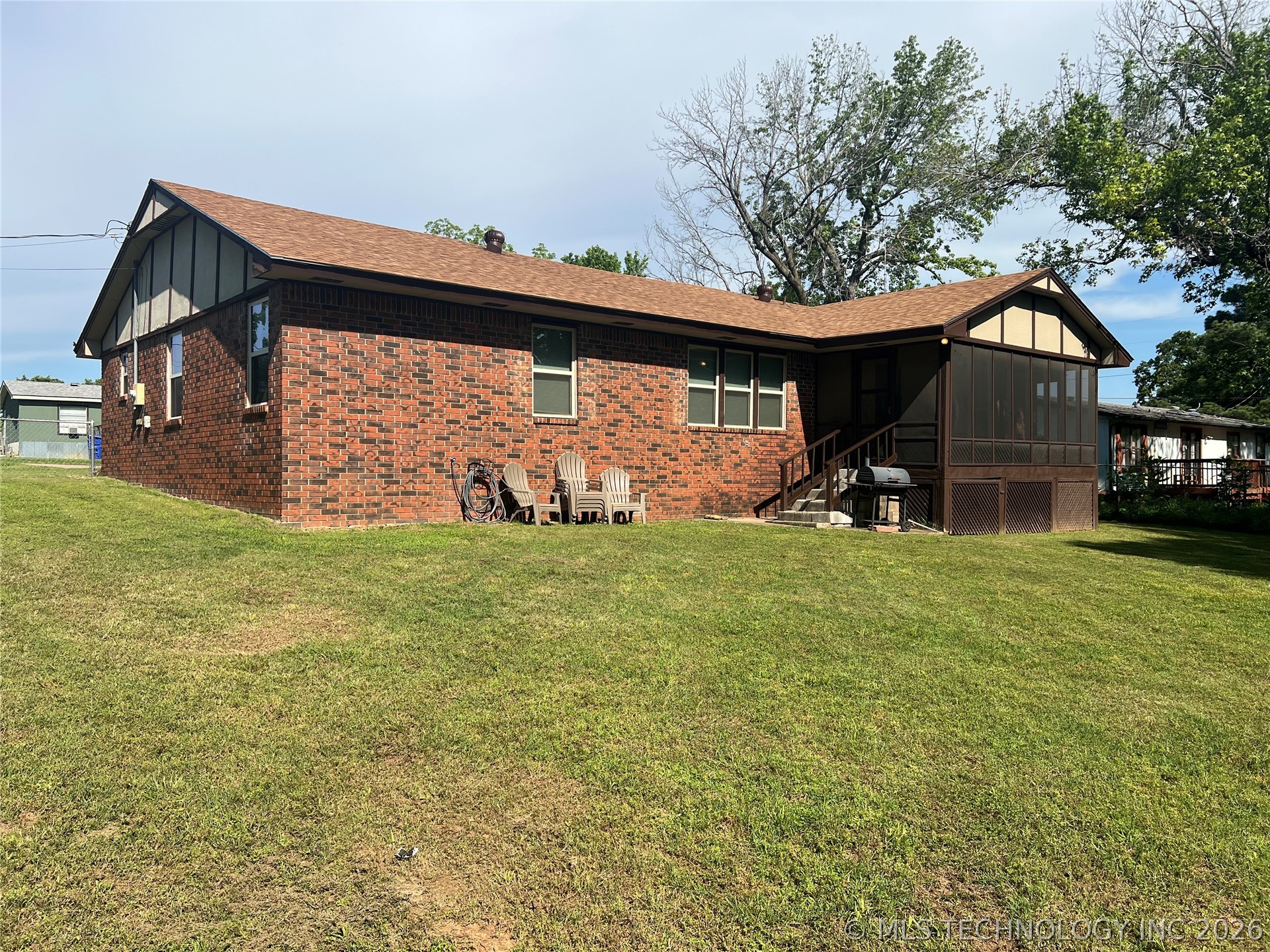 109435 S 4154 Road Checotah OK 74426