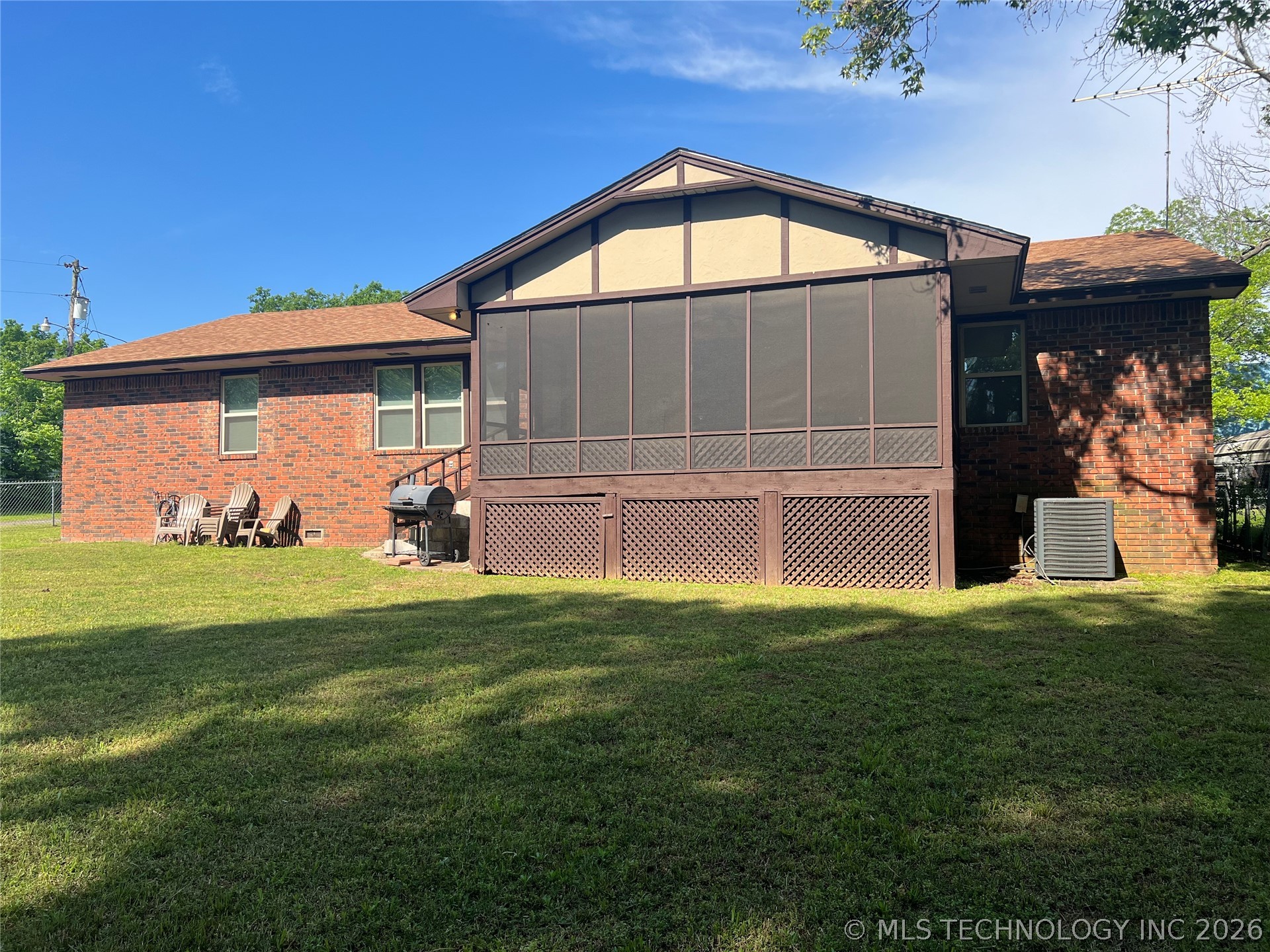 109435 S 4154 Road Checotah OK 74426