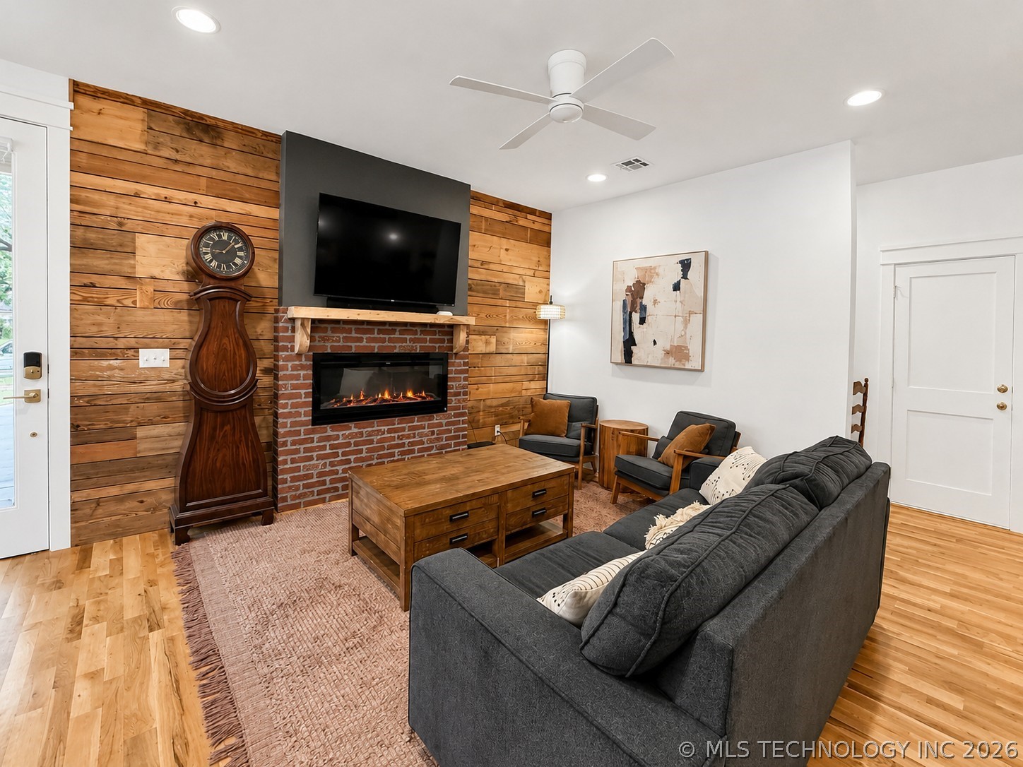523 E College Street Broken Arrow OK 74012