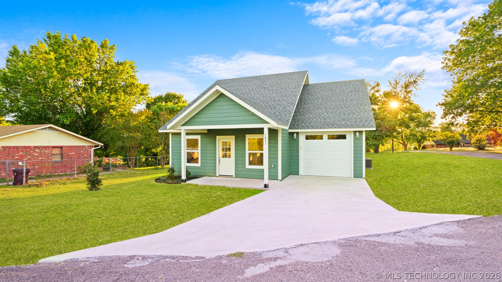 1831 Rockford Drive Eufaula OK 74432