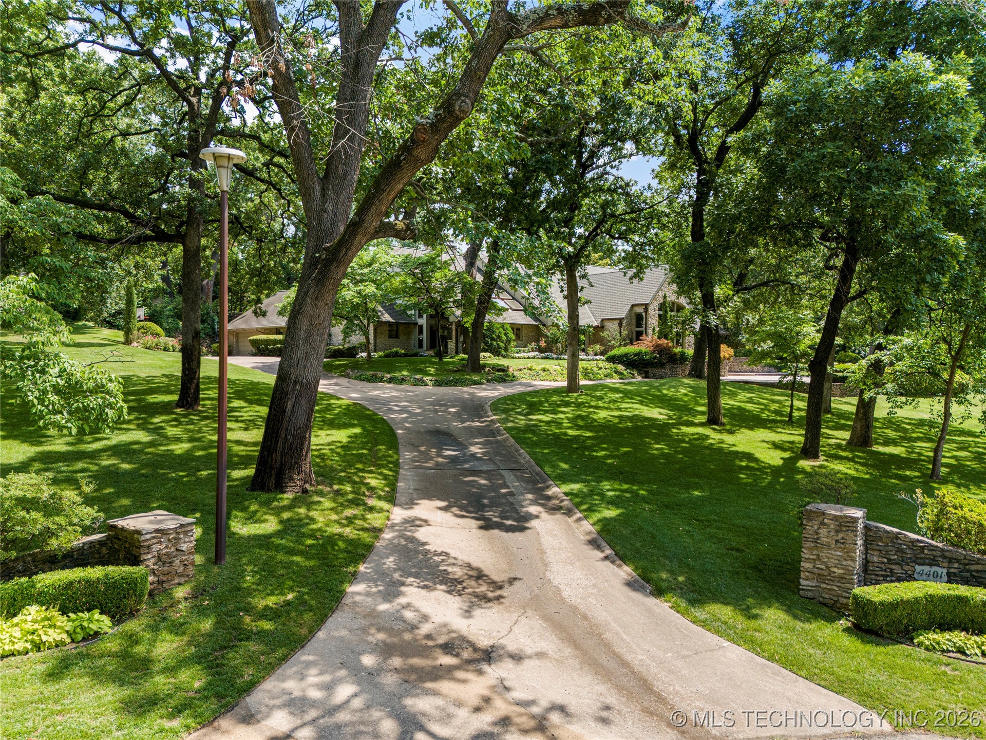 4401 Oak Road Tulsa OK 74105