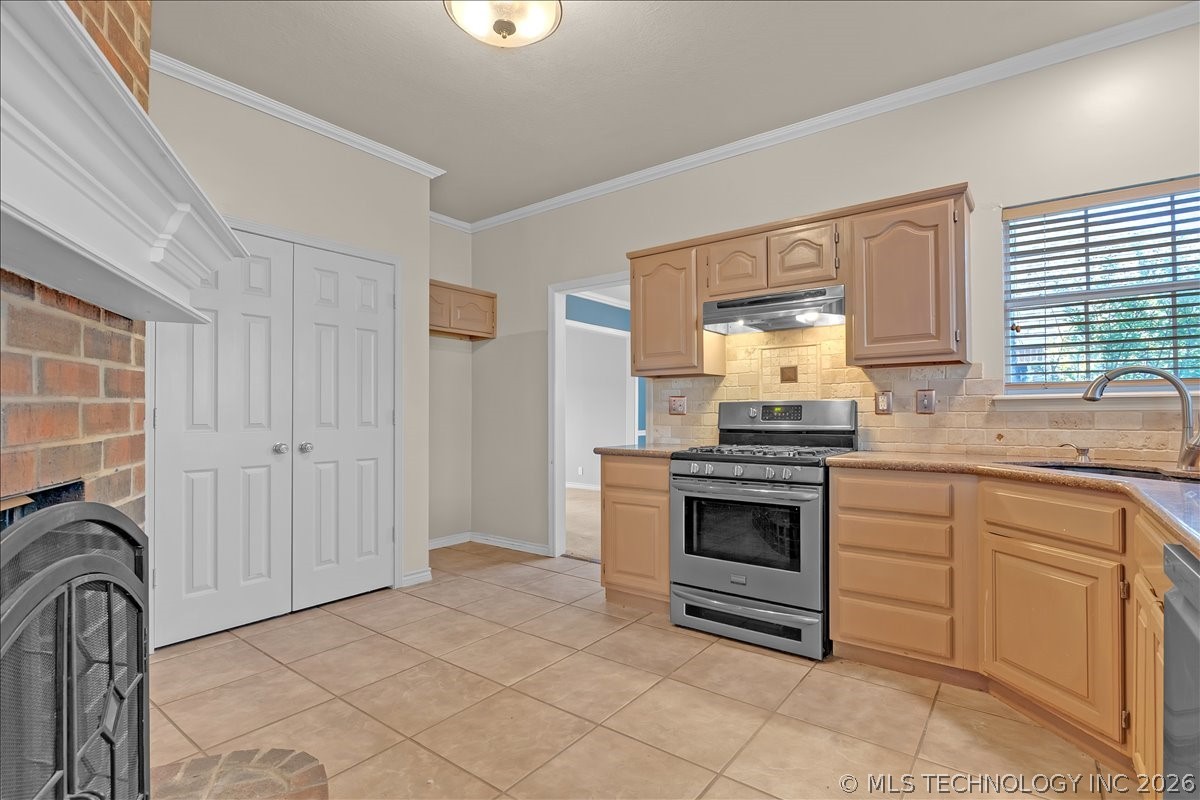 1312 N Willow Avenue Broken Arrow OK 74012