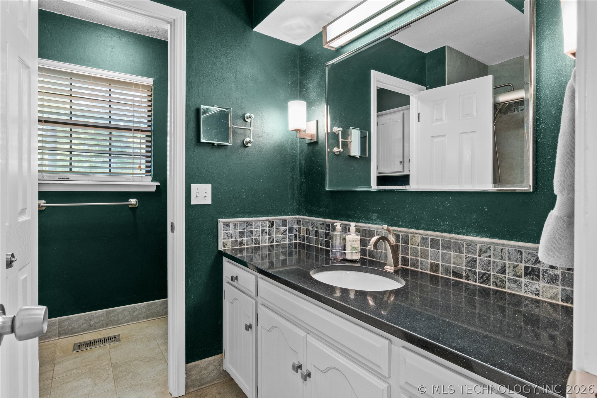 3102 E 85th Street Tulsa OK 74137