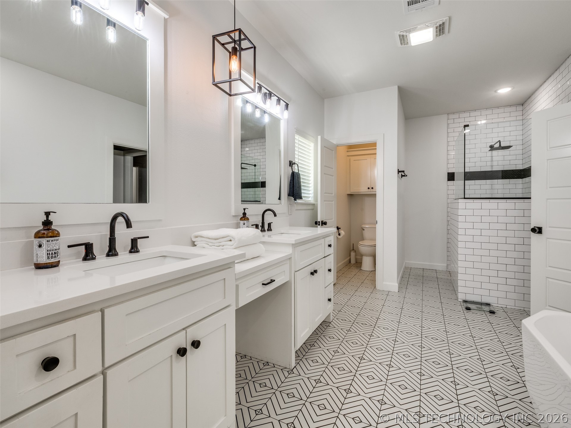 3117 W Van Buren Court S Broken Arrow OK 74011