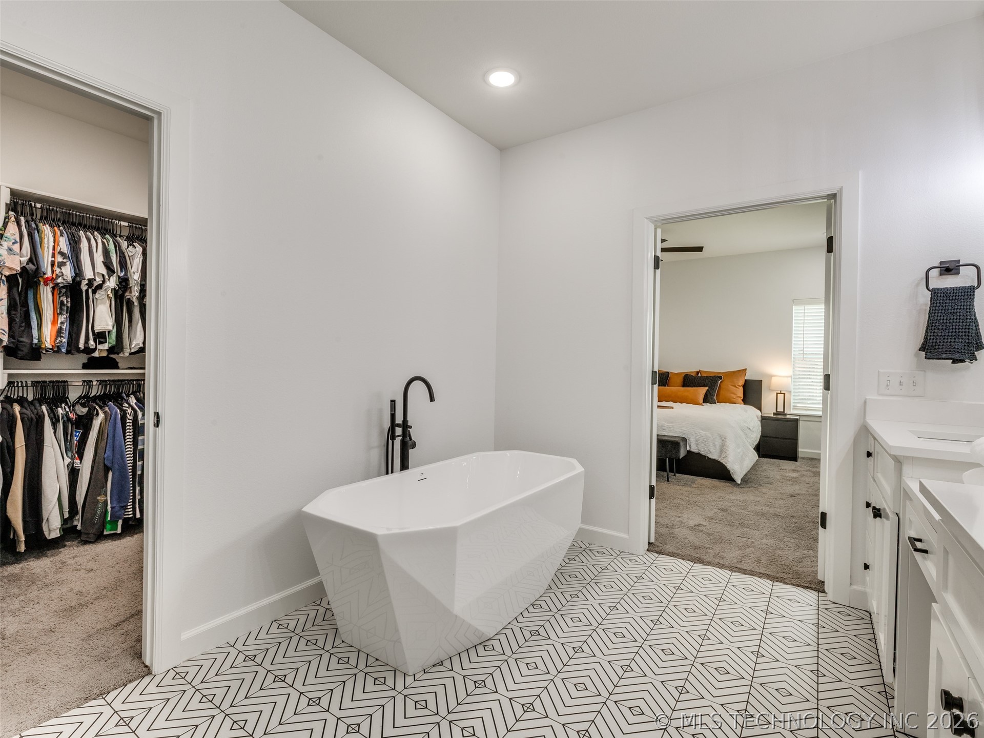 3117 W Van Buren Court S Broken Arrow OK 74011