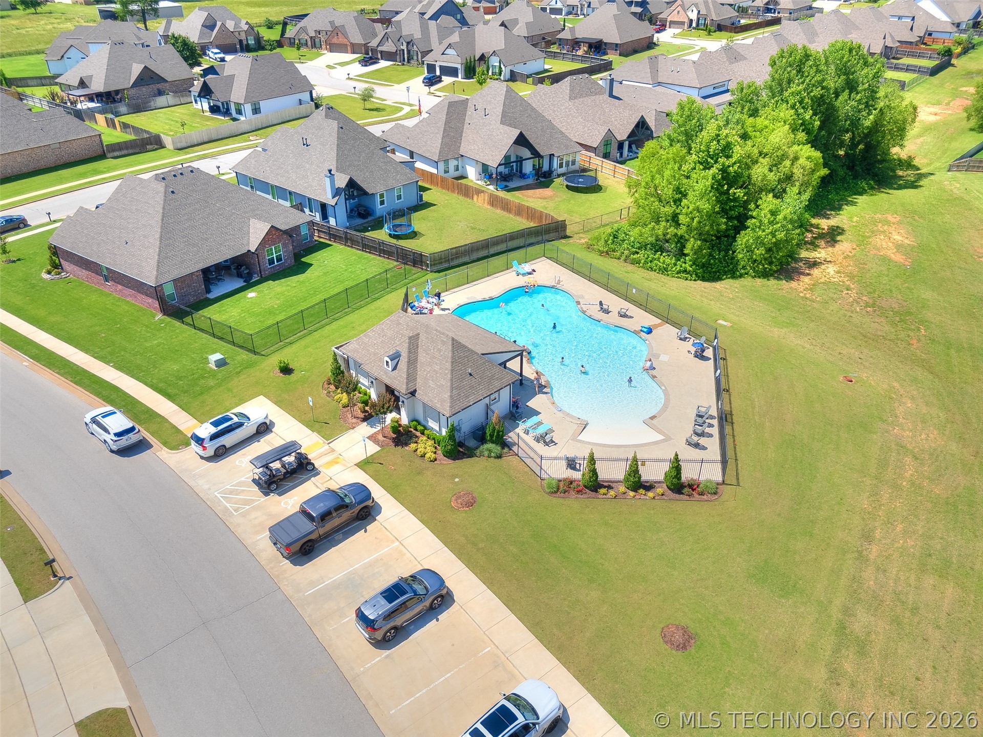 3117 W Van Buren Court S Broken Arrow OK 74011