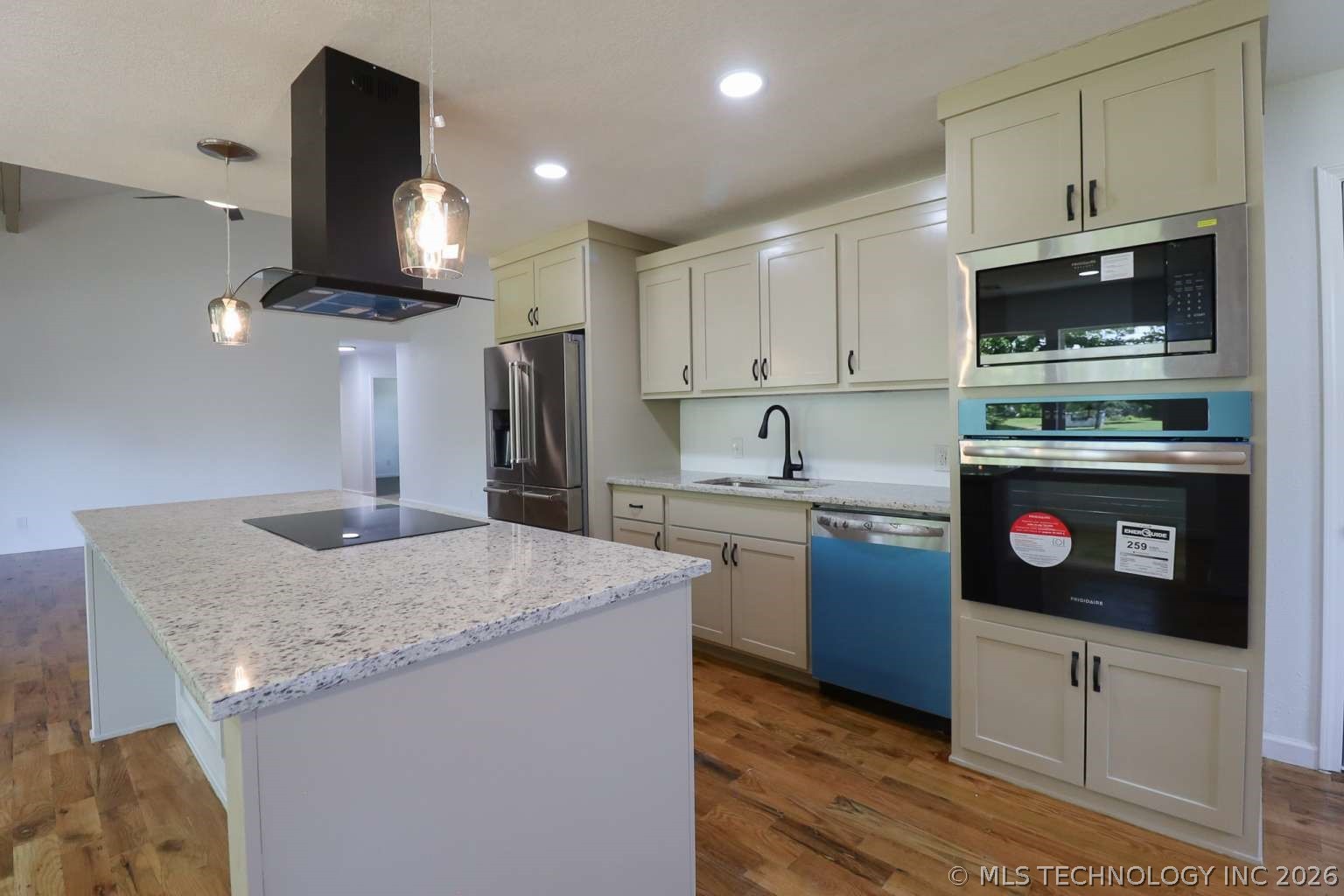 2806 W 70th Street Tulsa OK 74132