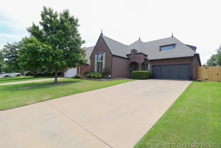 9212 E 76th Place Tulsa OK 74133