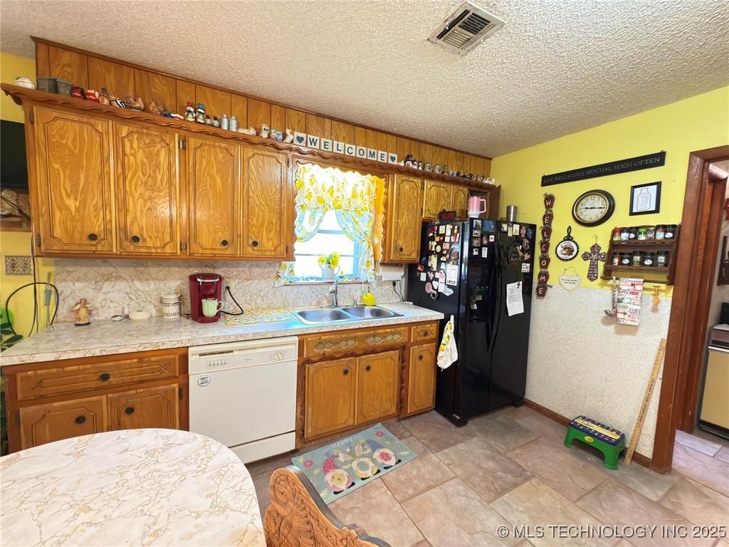 315 Noble Maud OK 74854