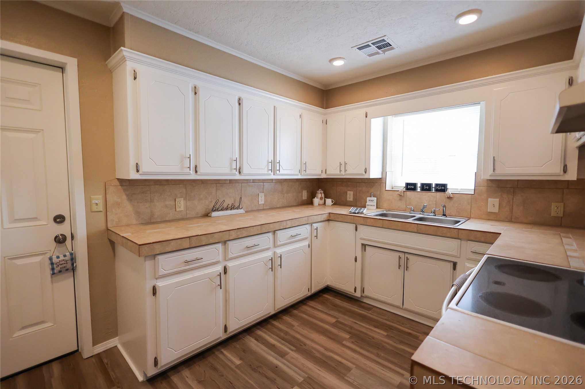 129 W Tahlequah Avenue Sulphur OK 73086