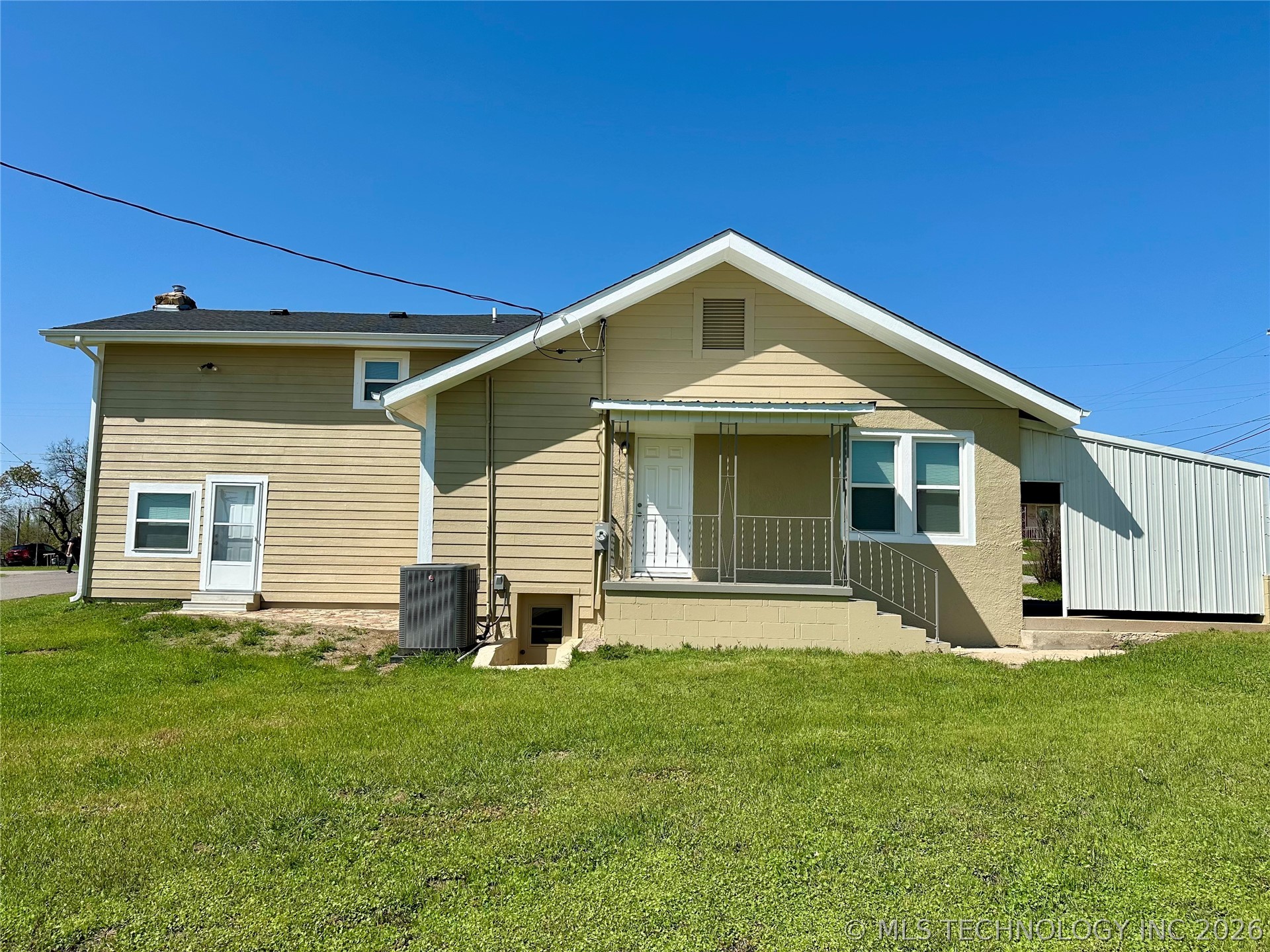 129 W Tahlequah Avenue Sulphur OK 73086