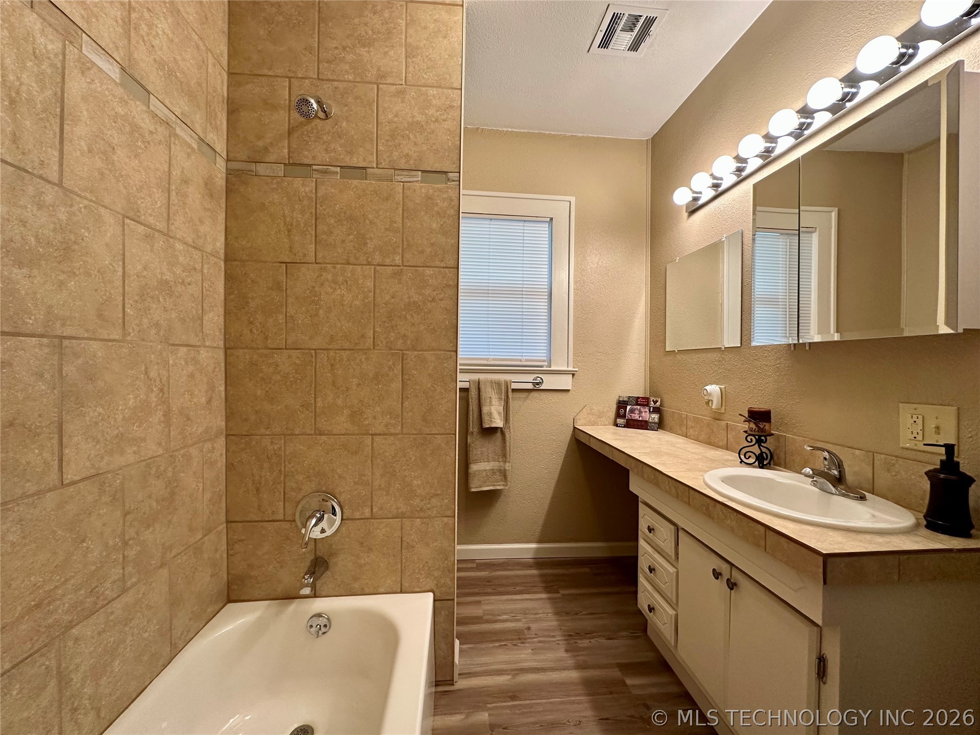129 W Tahlequah Avenue Sulphur OK 73086
