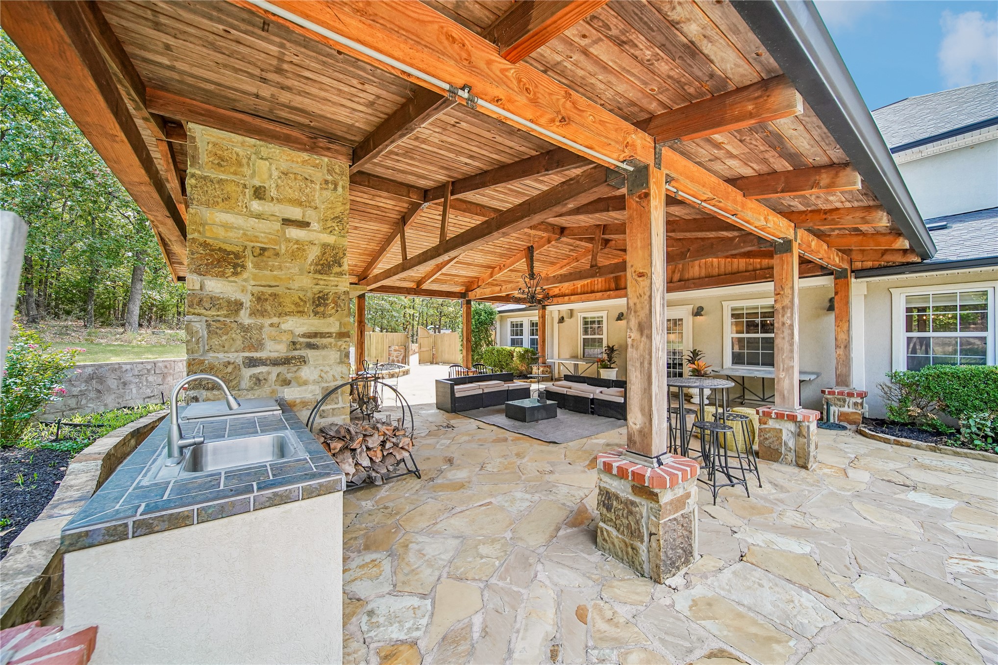 1600 N 73rd Westavenue Tulsa OK 74127