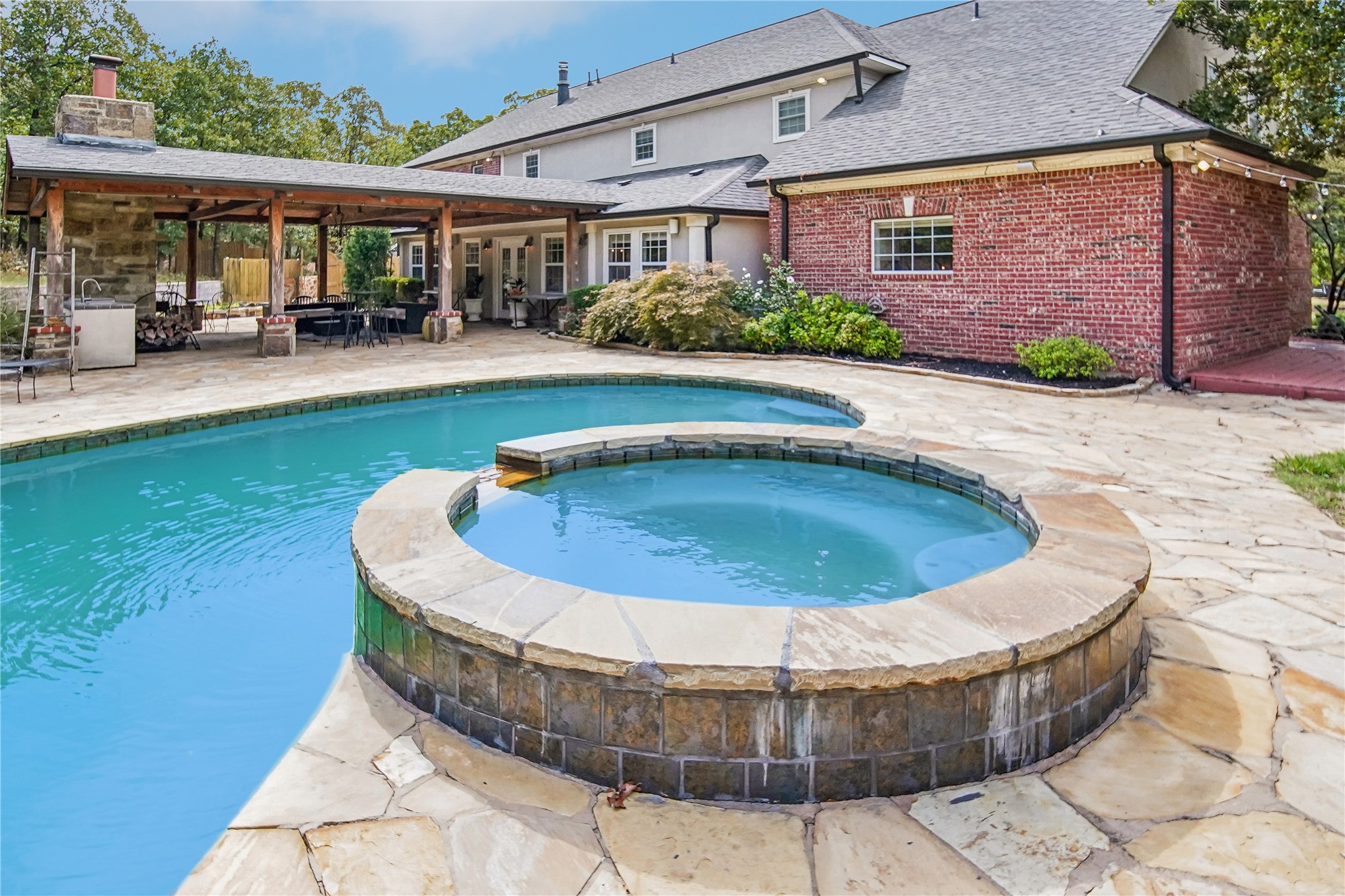 1600 N 73rd Westavenue Tulsa OK 74127